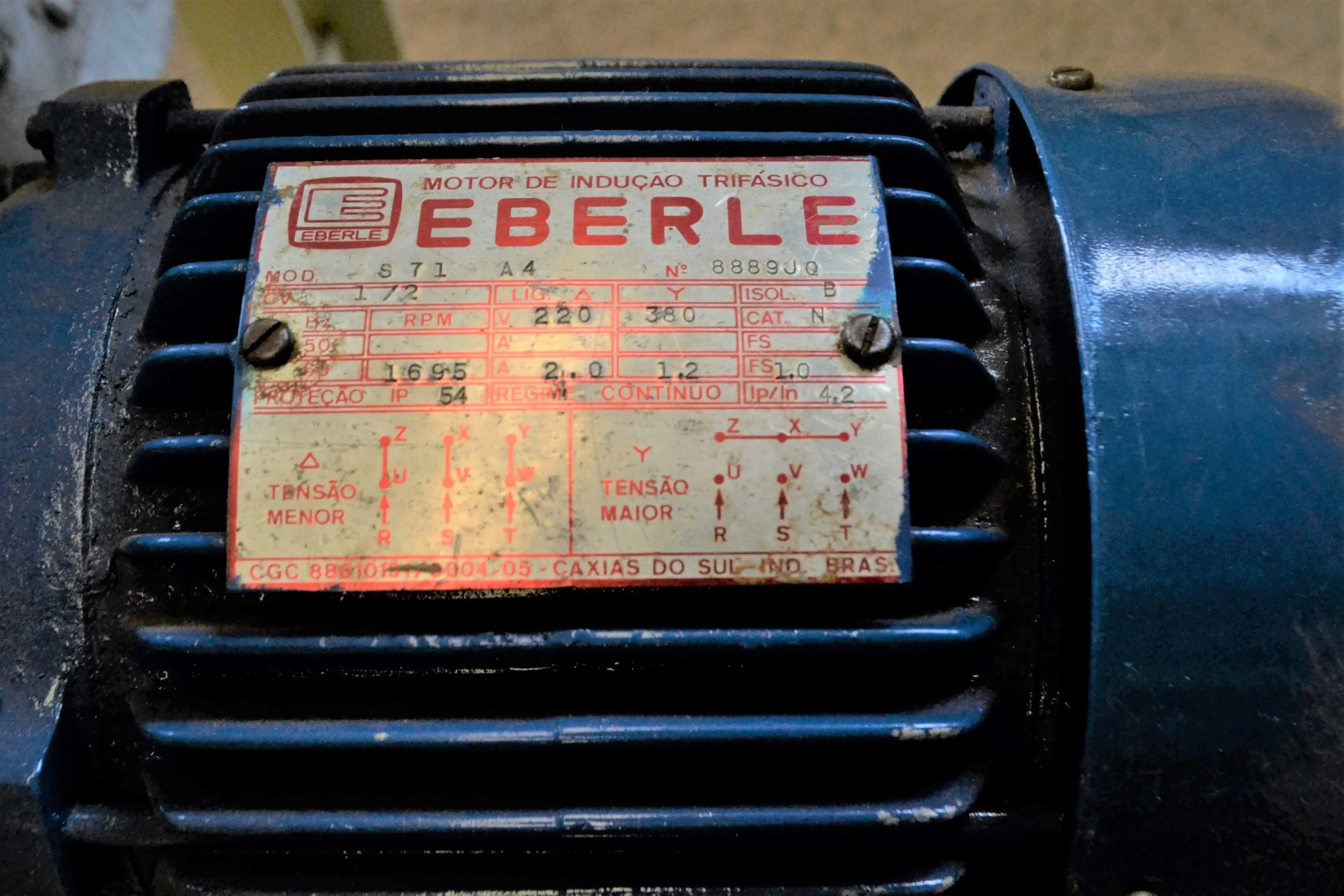 centrifuga-de-ovos-de-chocolates-20-livros