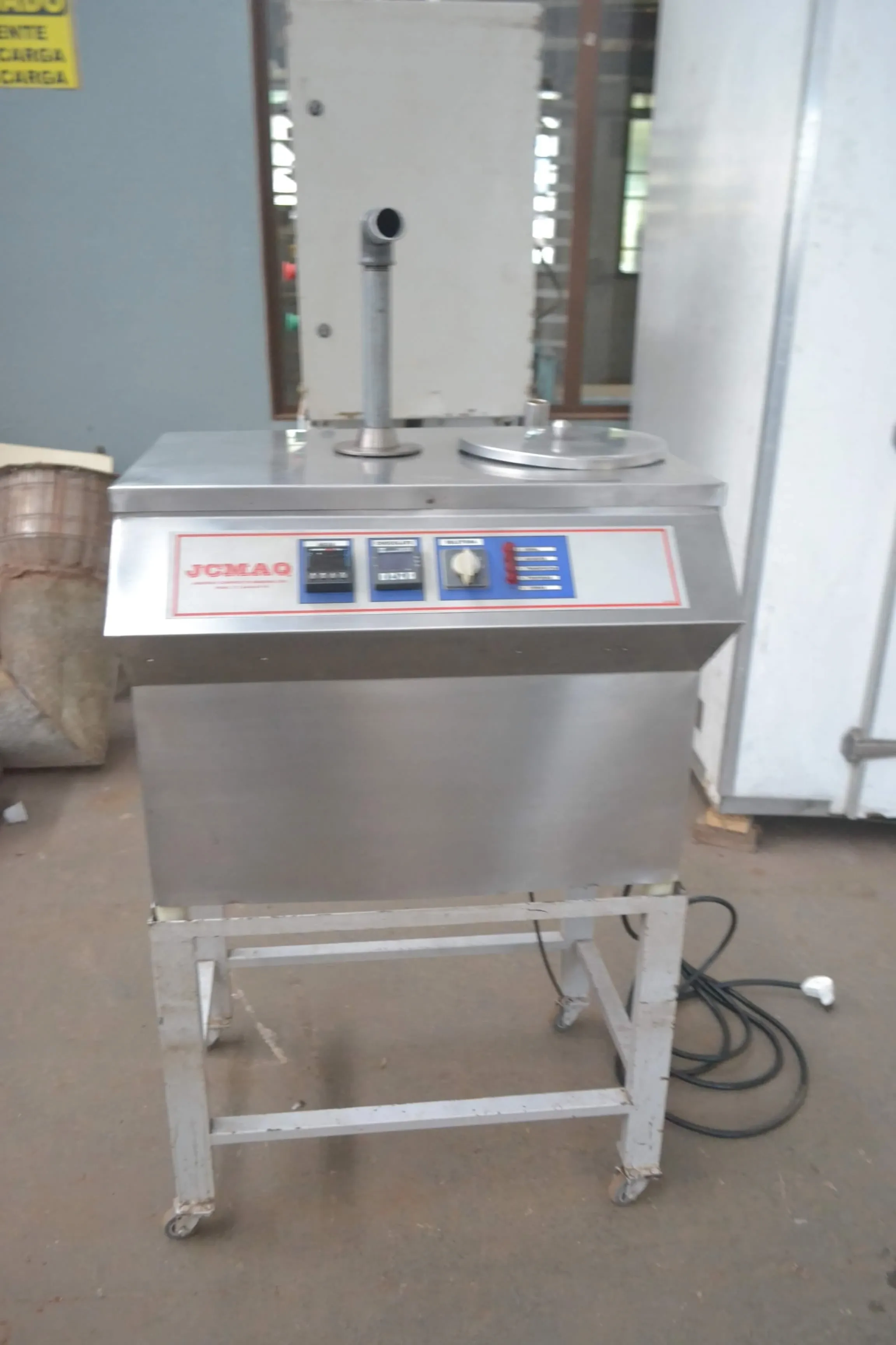 temperadeira-de-chocolates-capacidade-30-kg-hora-marca-jcmaq