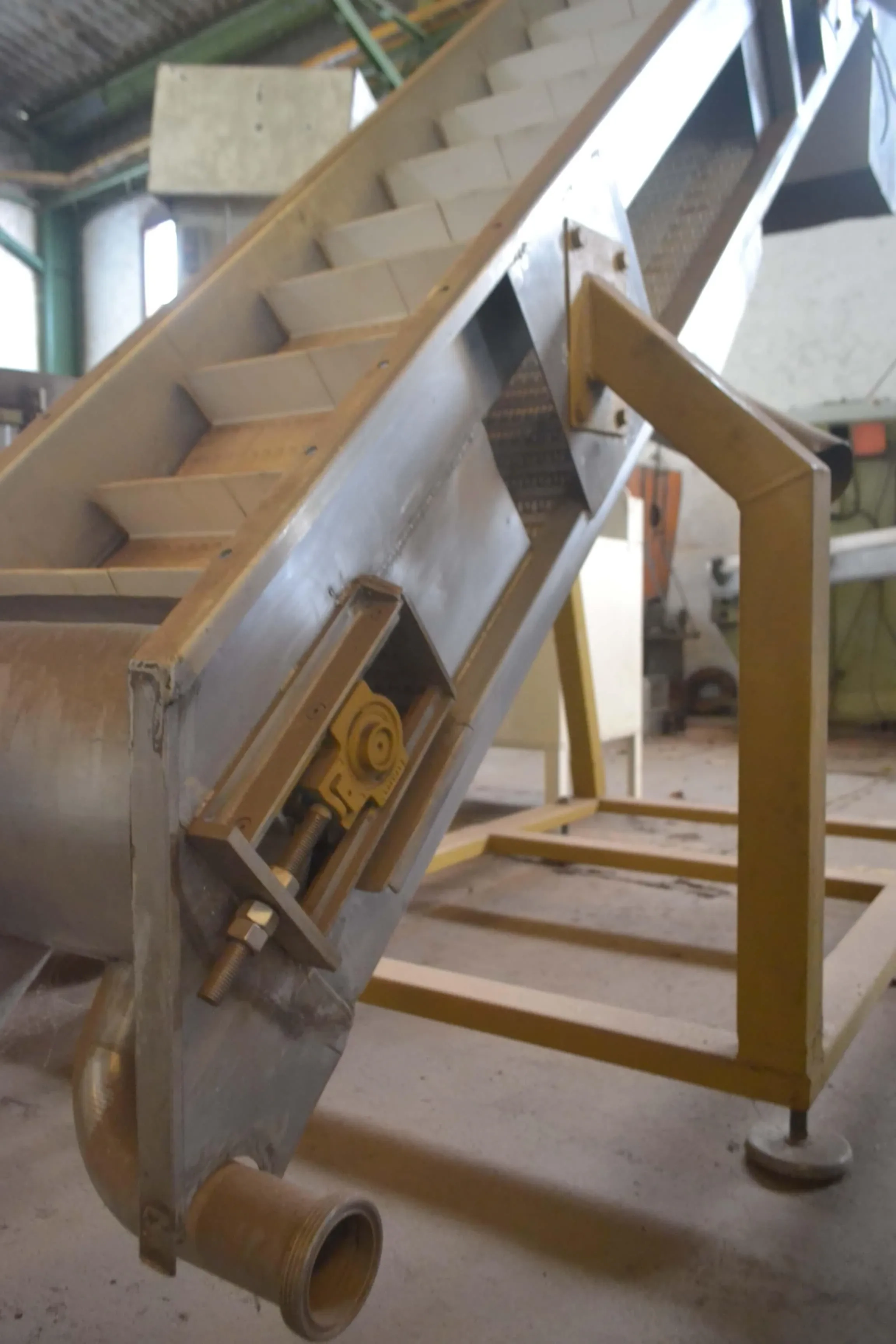 esteira-elevatoria-500-x-3000-mm