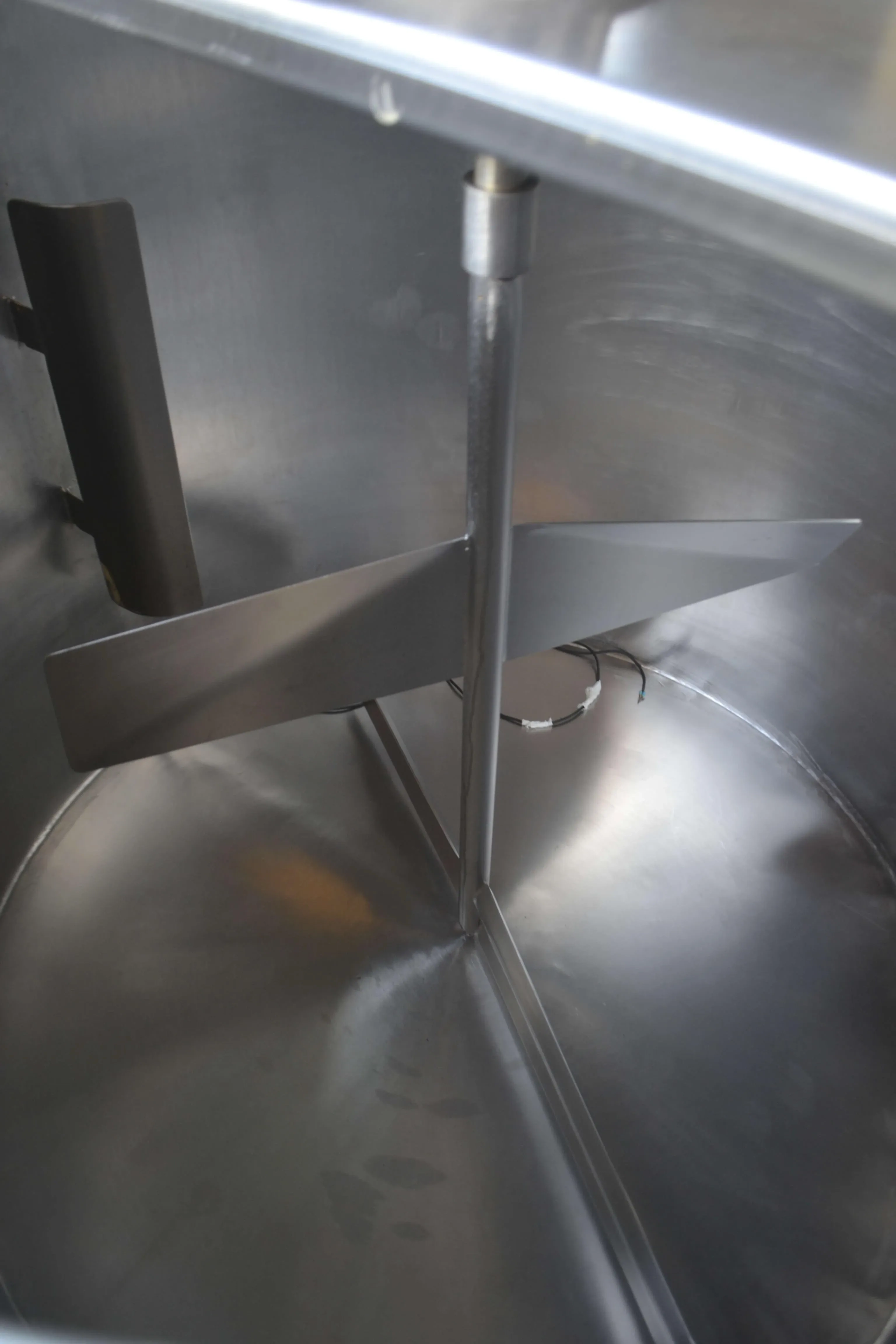 tanque-pasteurizador-para-iogurtes-em-aco-inox-mirainox-500-litros