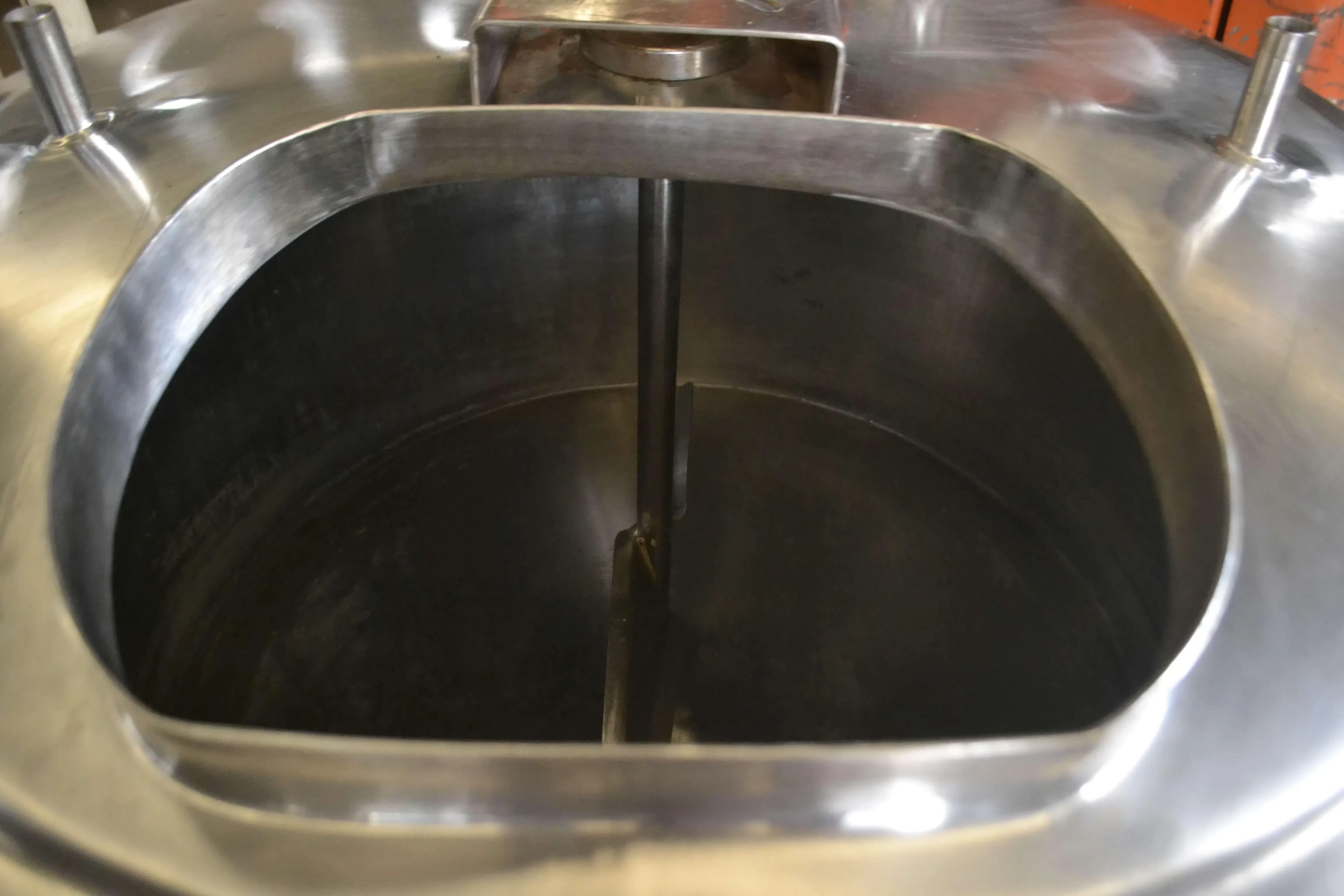 tanque-pulmao-em-aco-inox-capacidade-400-litros