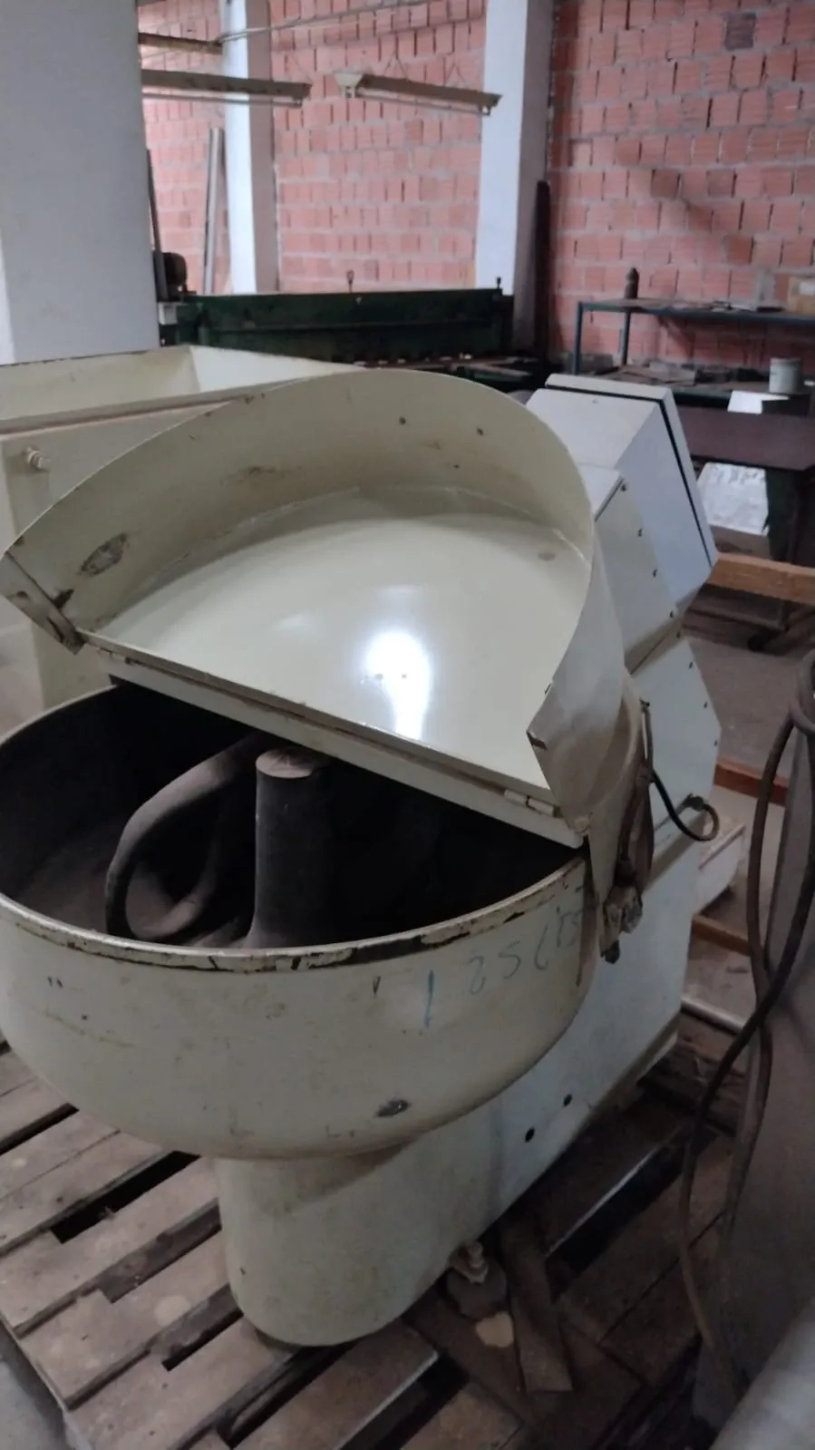 masseira-amassadeira-tipo-gancho