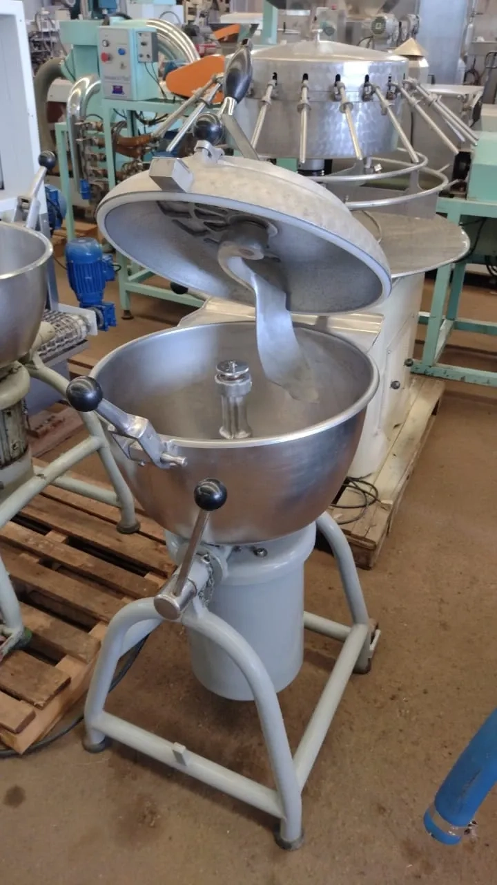processad-alim-em-aco-inox-geiger-capacid-40-litros-um40