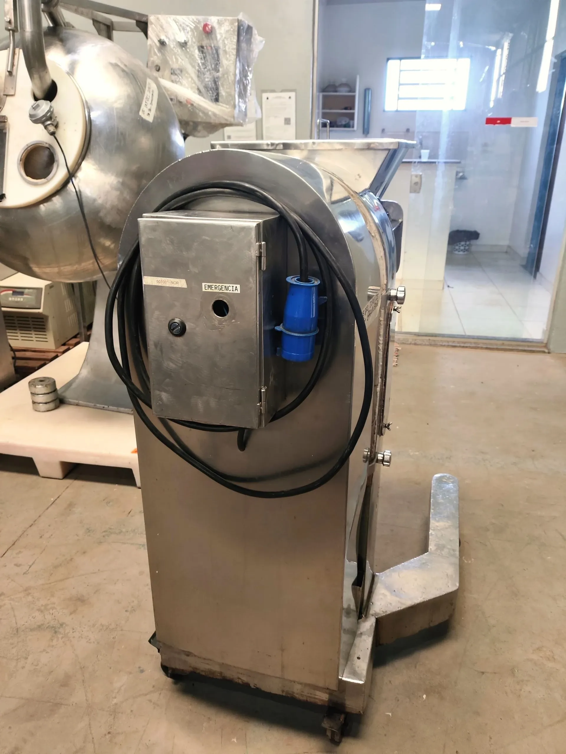 granulador-oscilante-em-aco-inox