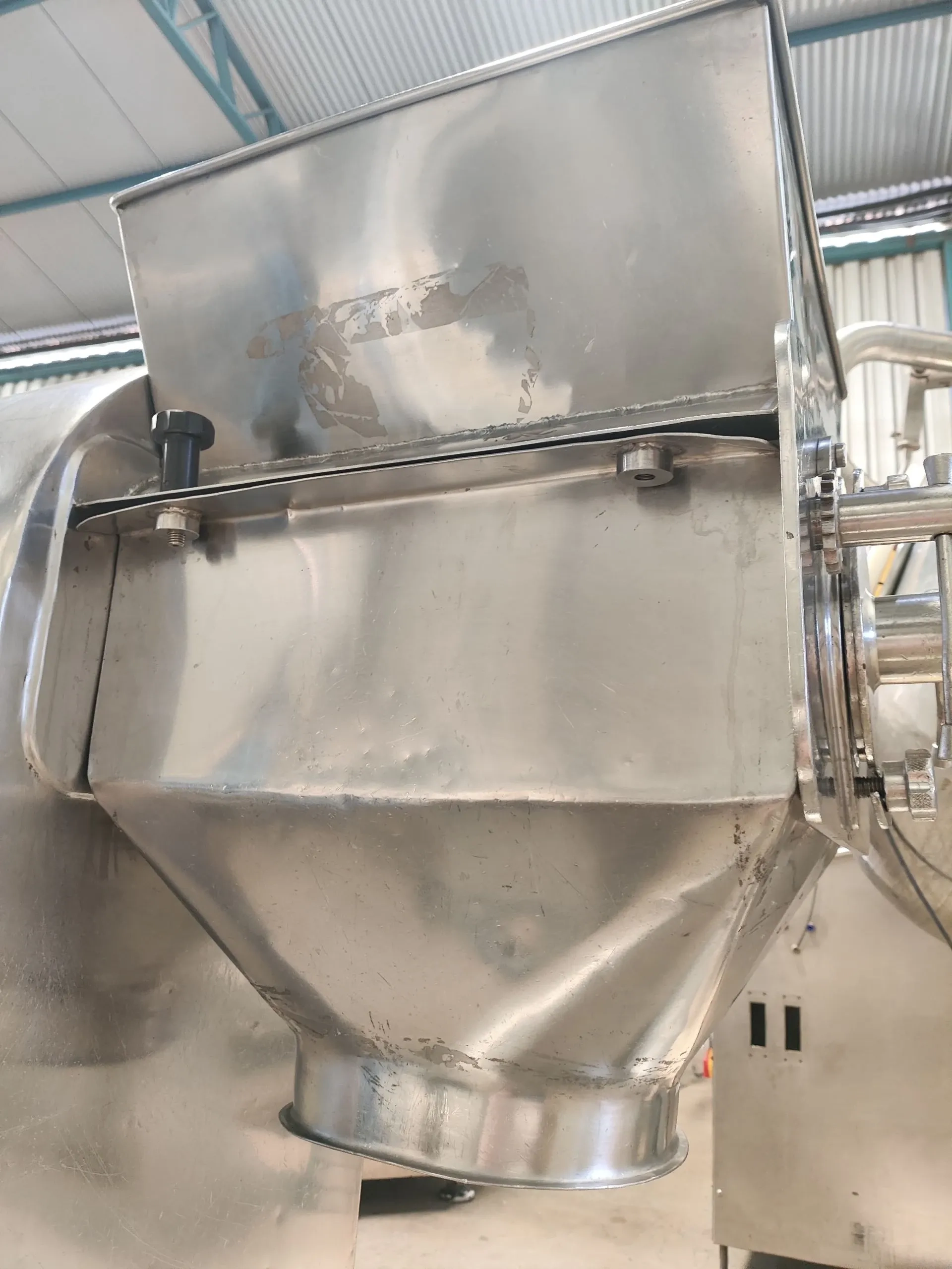 granulador-oscilante-em-aco-inox