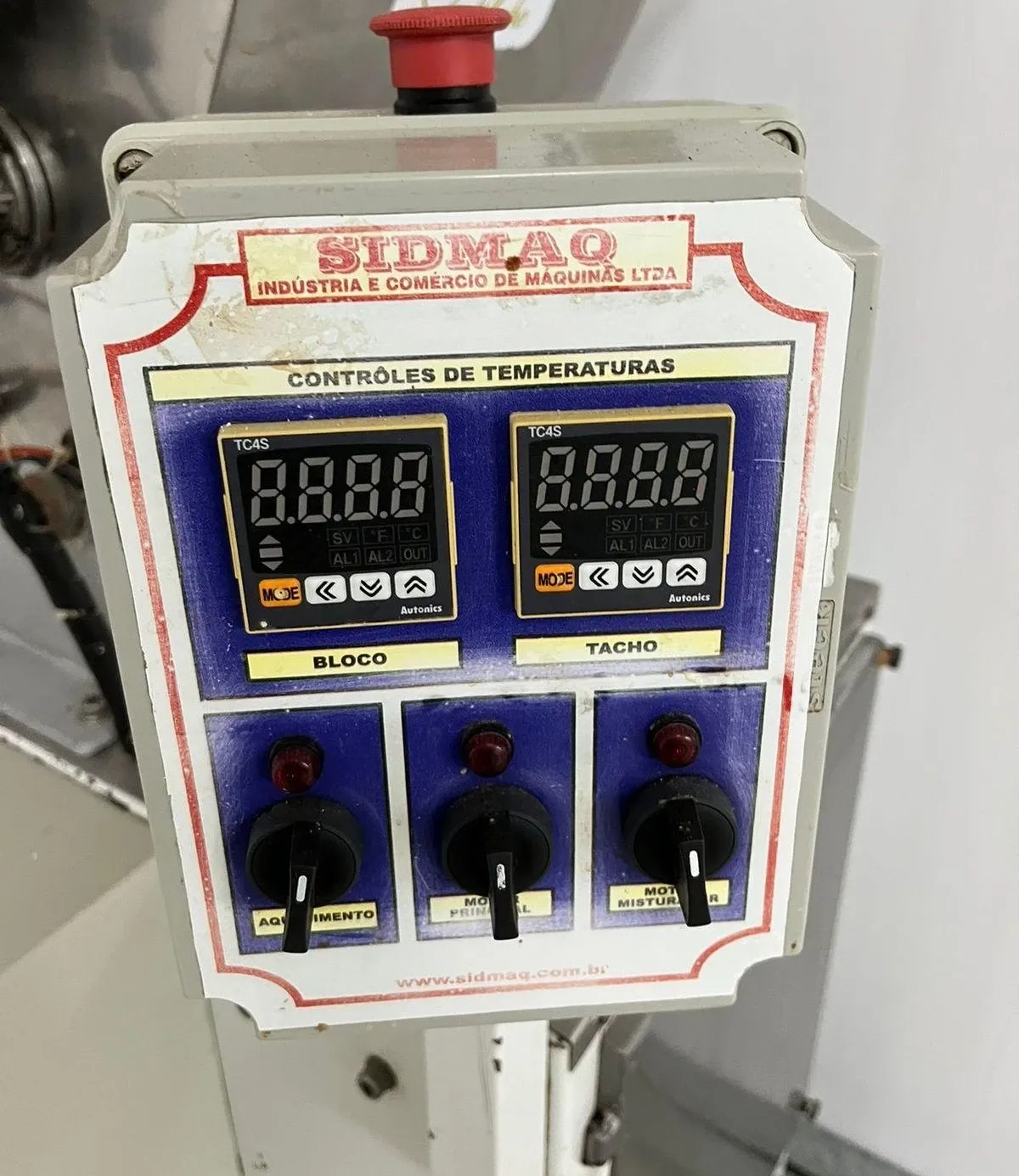 dosadora-para-chocolate-semi-automatica-com-6-bicos-marca-sidmaq