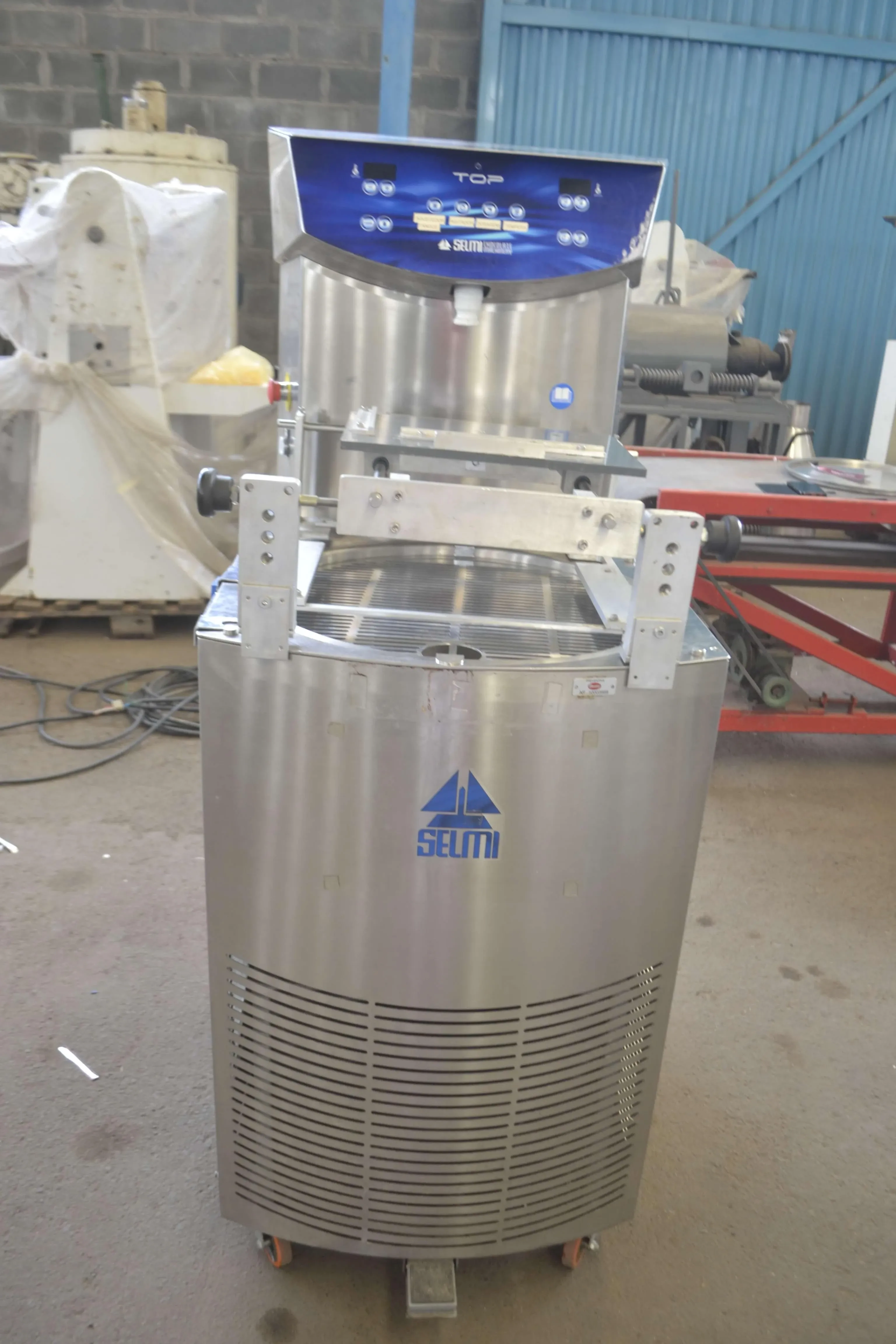 temperadeira-chocolates-selmi-chocolate-machinery
