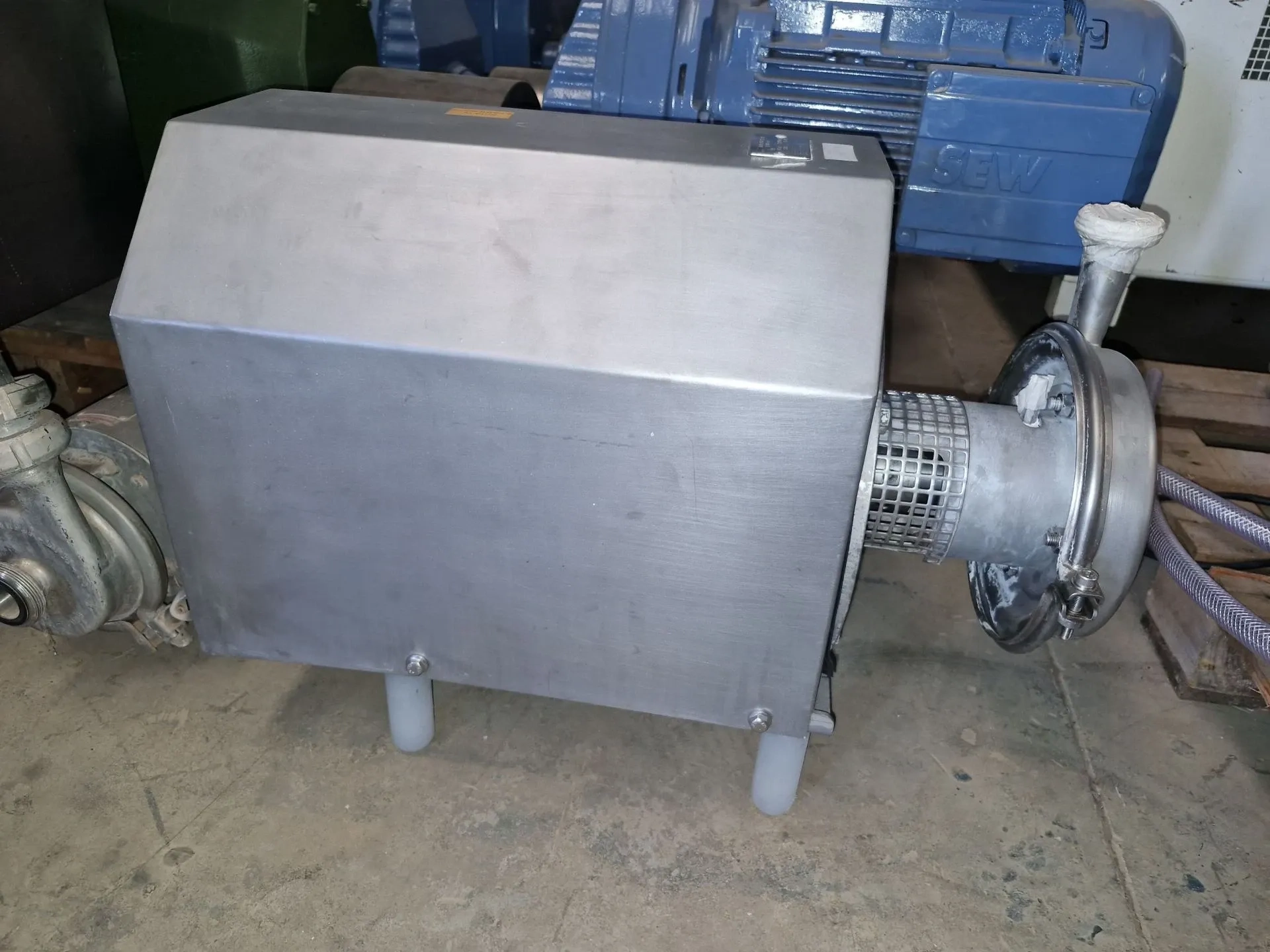 bomba-centrifuga-sanitaria-aco-inox-316-marca-alfa-laval