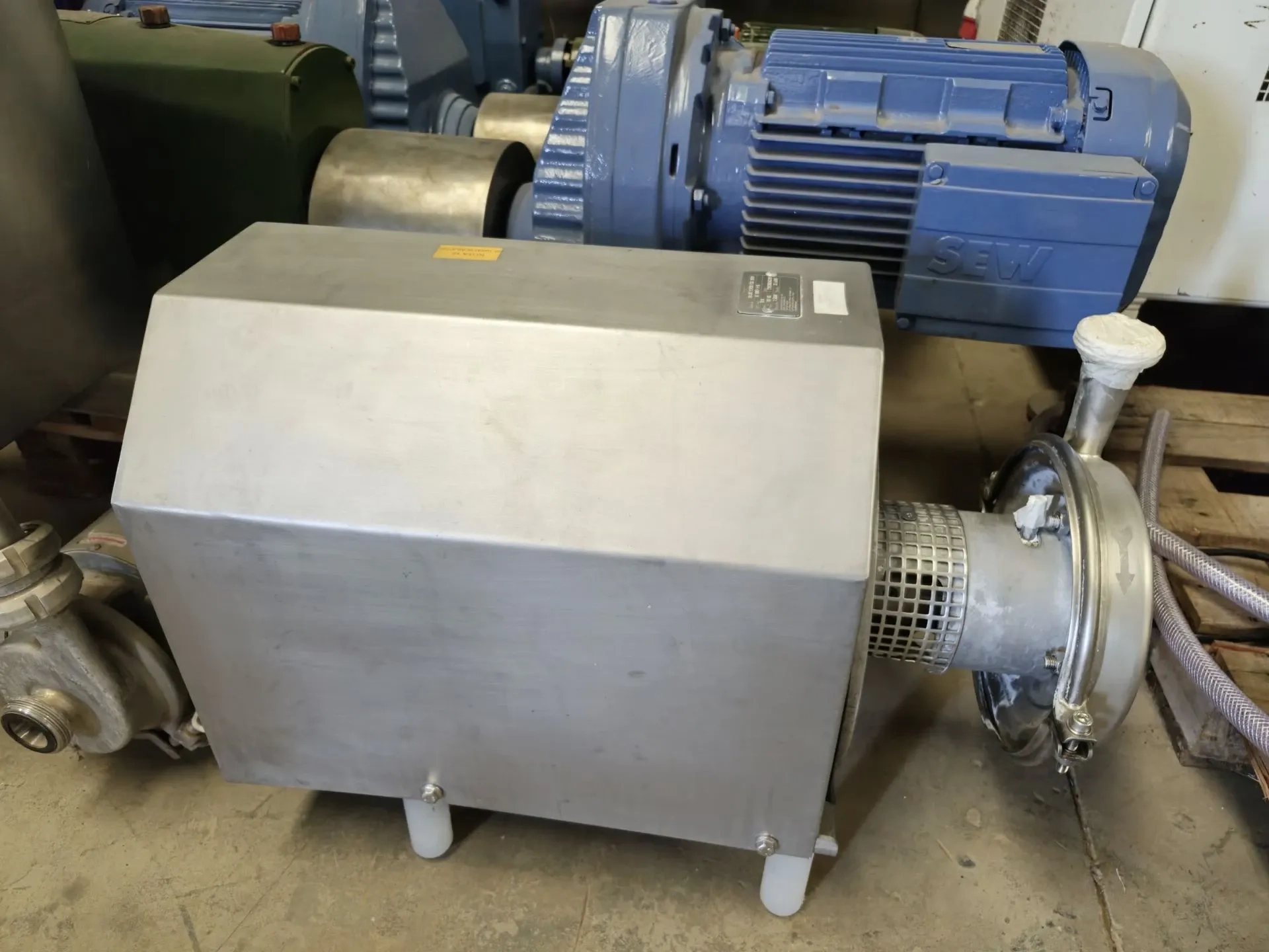 bomba-centrifuga-sanitaria-aco-inox-316-marca-alfa-laval