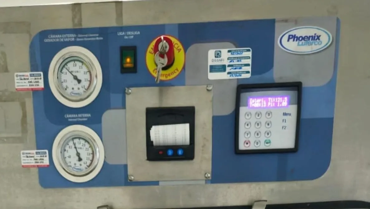 autoclave-em-aco-inox-a-vapor-capacidade-360-litrosa-phoenix-luferco