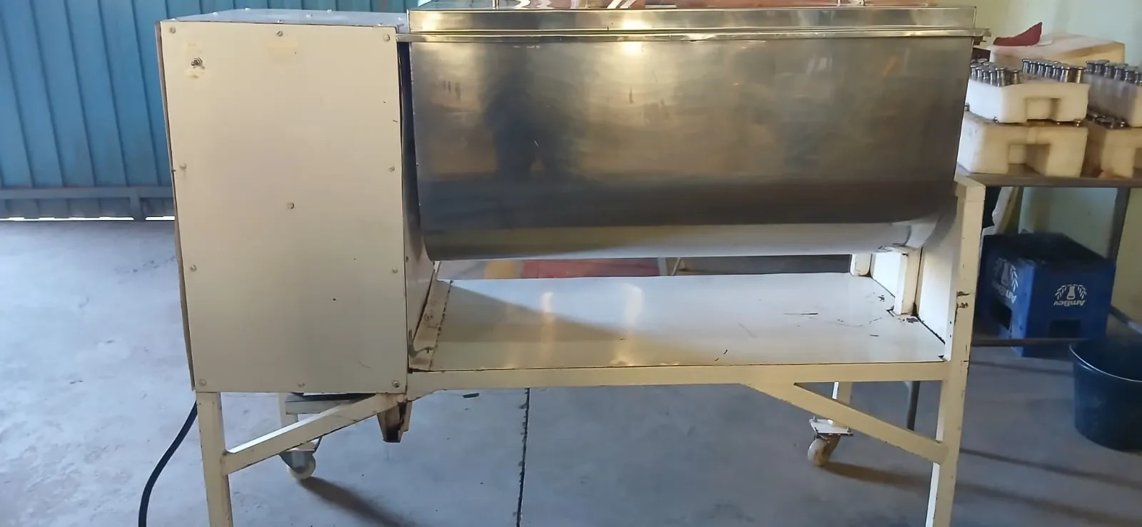 misturador-de-pas-horizontal-em-aco-inox-capacidade-250-litros