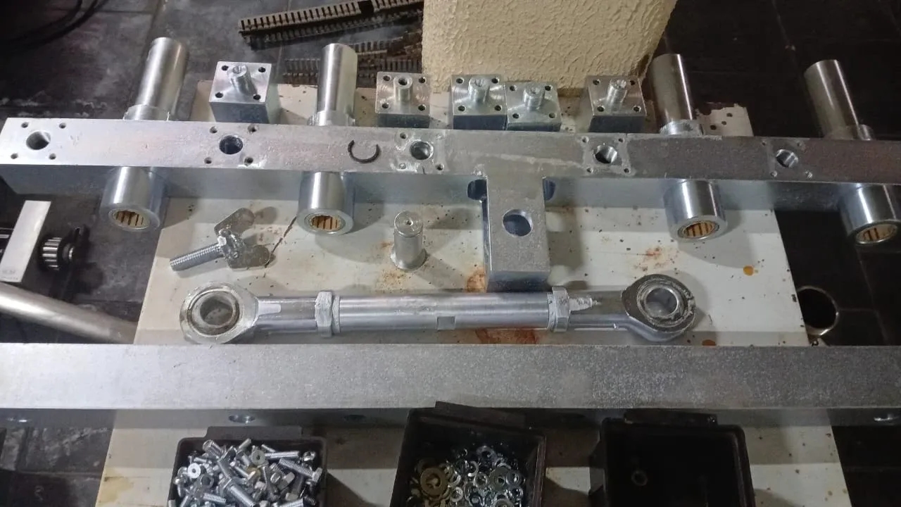 envasadora-linear-com-6-pistoes-marca-nelpas