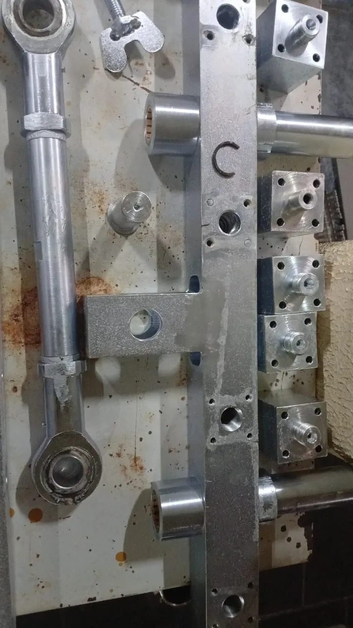 envasadora-linear-com-6-pistoes-marca-nelpas