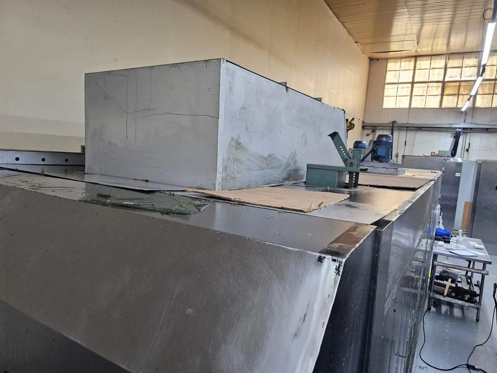 forno-continuo-tunel-de-esteira-com-queimador-a-gas-supremax