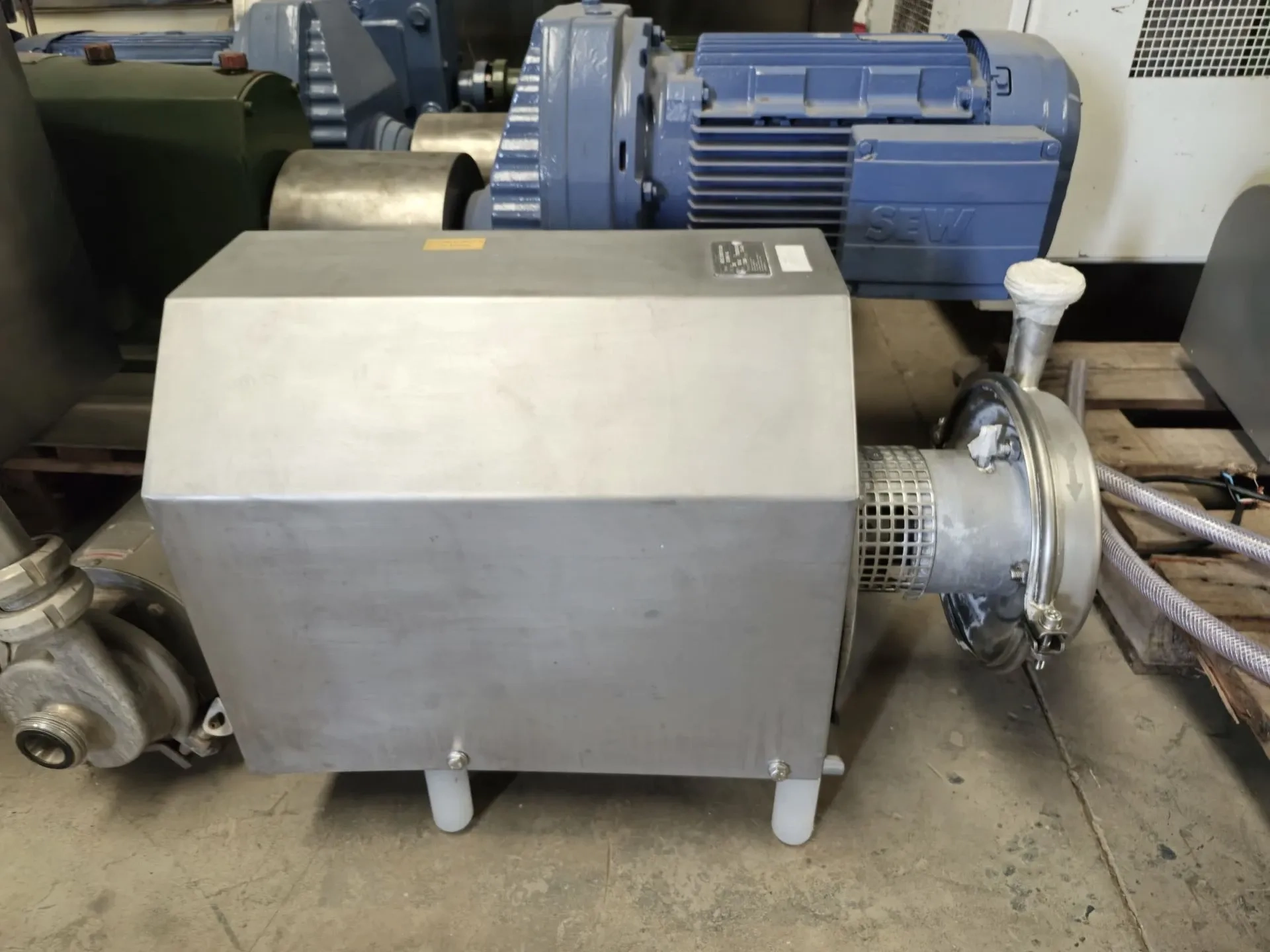 bomba-centrifuga-sanitaria-aco-inox-316-marca-alfa-laval