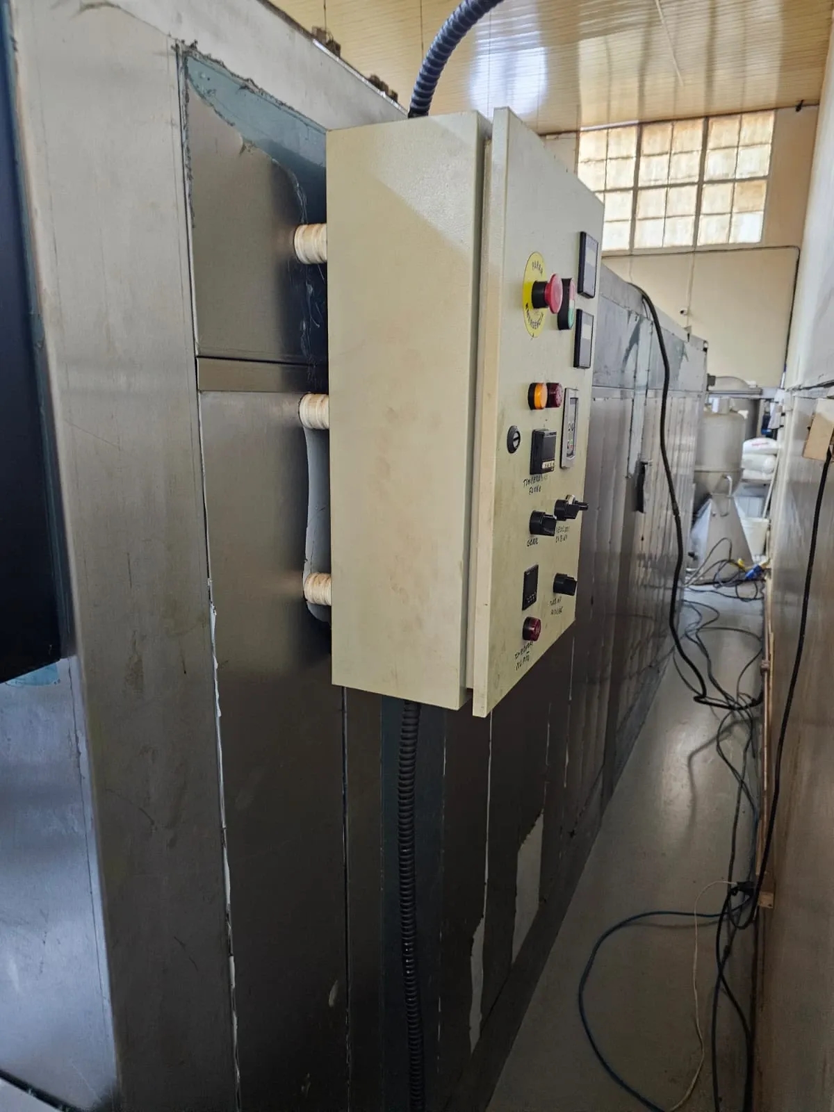 forno-continuo-tunel-de-esteira-com-queimador-a-gas-supremax