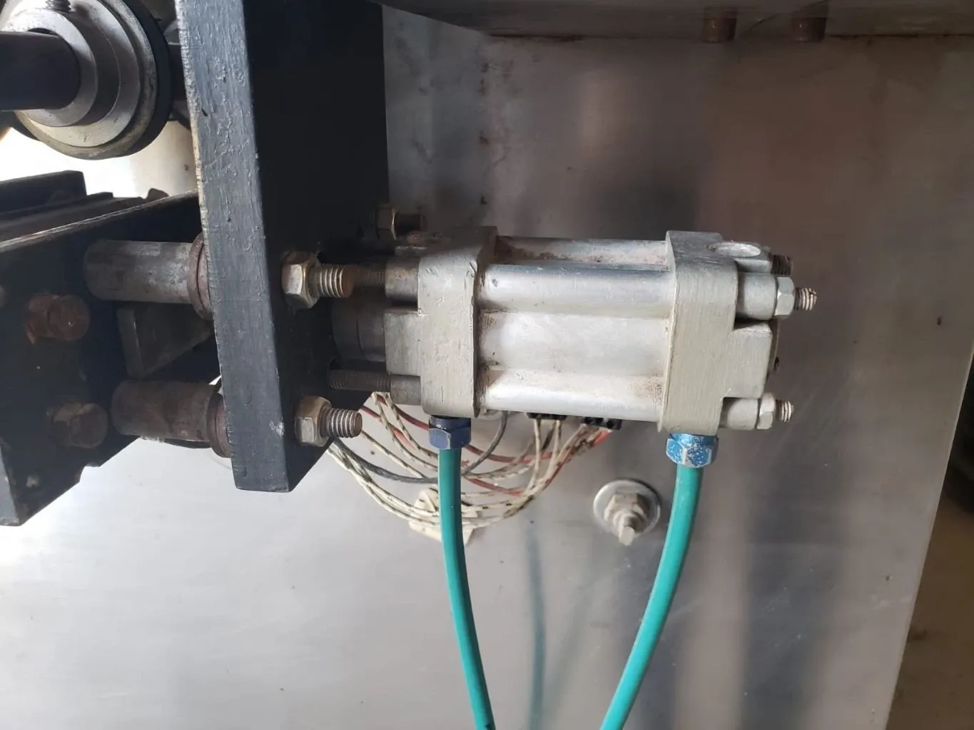envasadora-sacheteira-inox-4-soldas