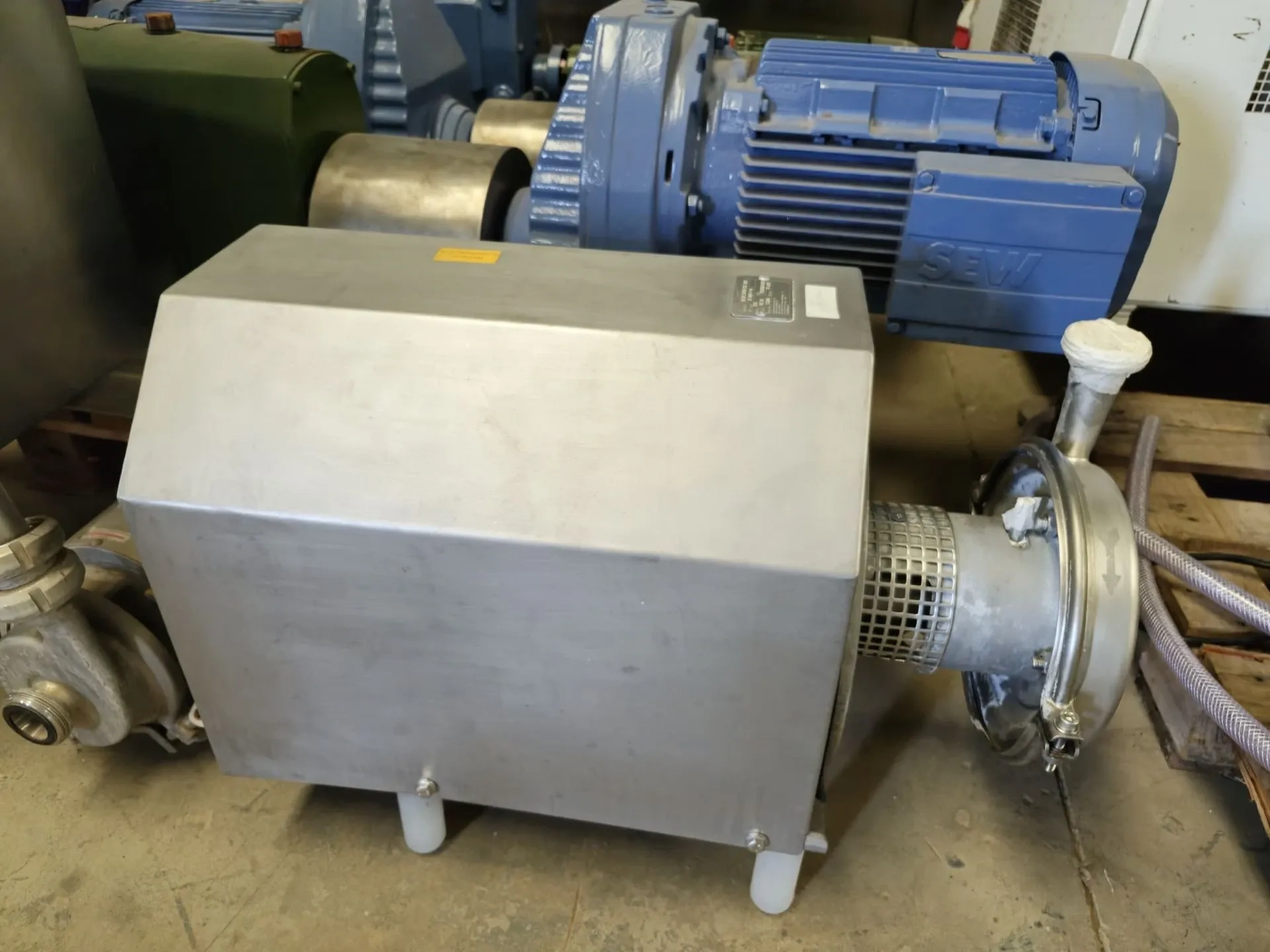 bomba-centrifuga-sanitaria-aco-inox-316-marca-alfa-laval