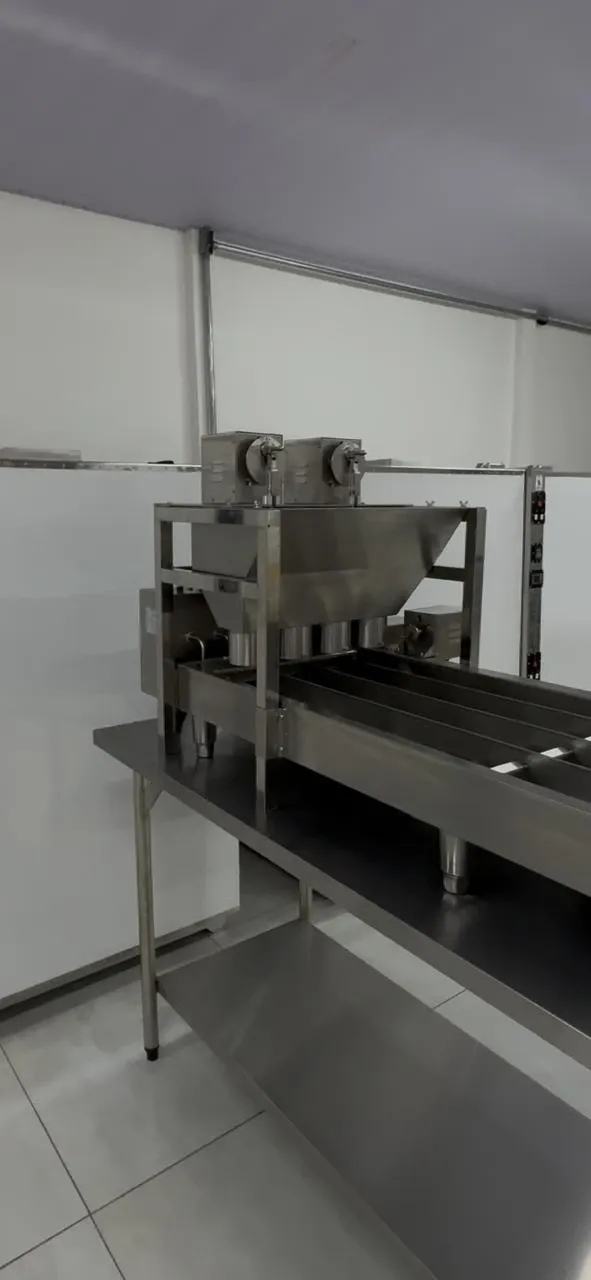 fritador-fritadeira-automatica-em-aco-inox-para-doces-donuts-e-sonhos