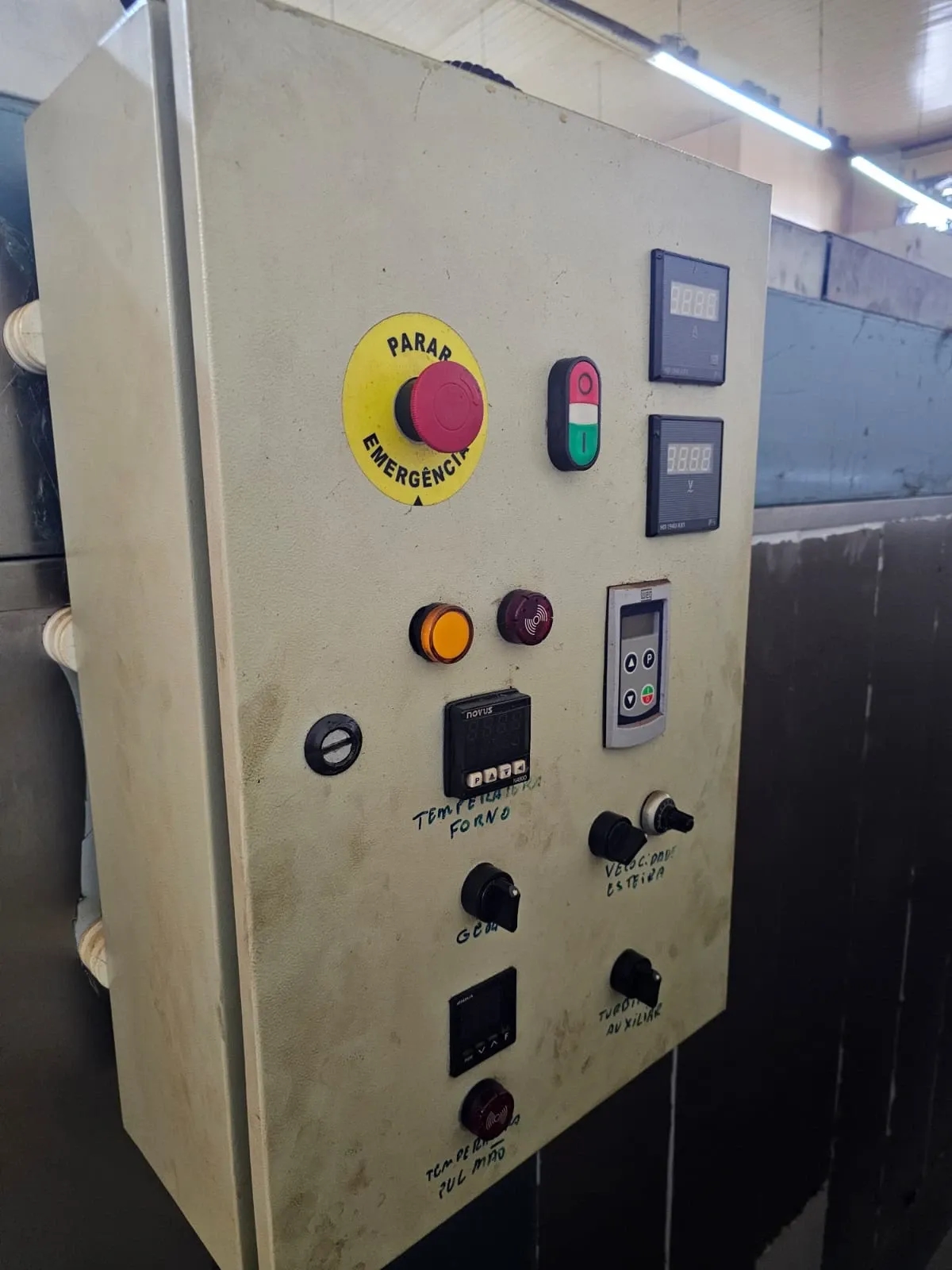 forno-continuo-tunel-de-esteira-com-queimador-a-gas-supremax