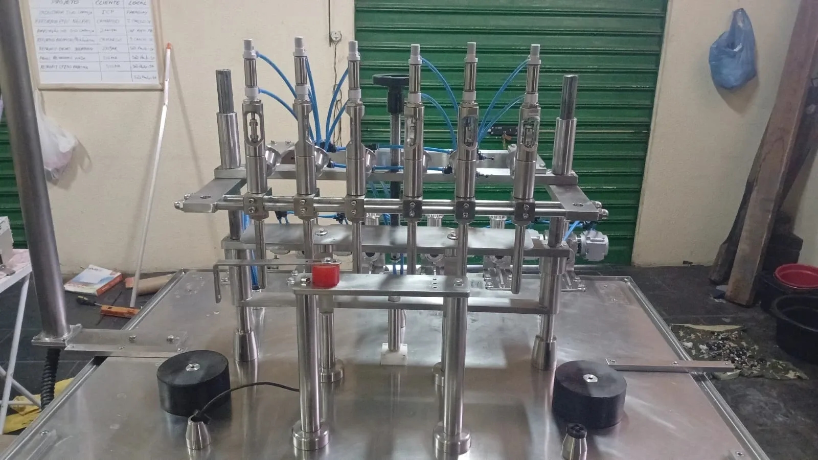 envasadora-linear-com-6-pistoes-marca-nelpas