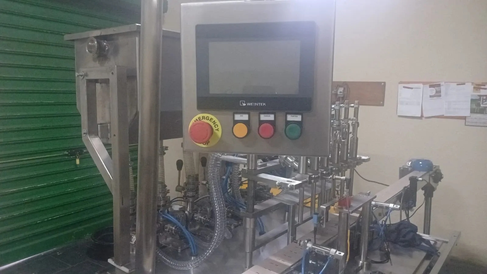 envasadora-linear-com-6-pistoes-marca-nelpas