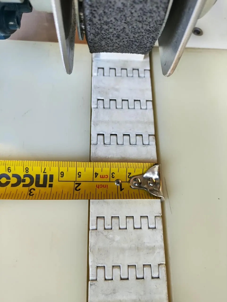 rotuladora-etiquetadora-aplicadora-selo-lacre-para-cartucho-com-3-abas-marca-tecmaes