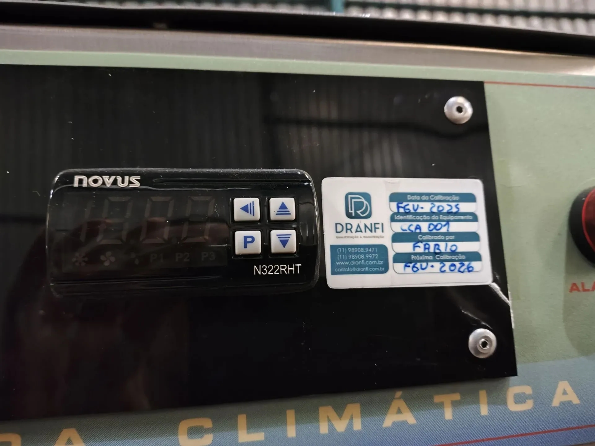 camara-climatica-para-teste-de-estabilidade-marca-quimis