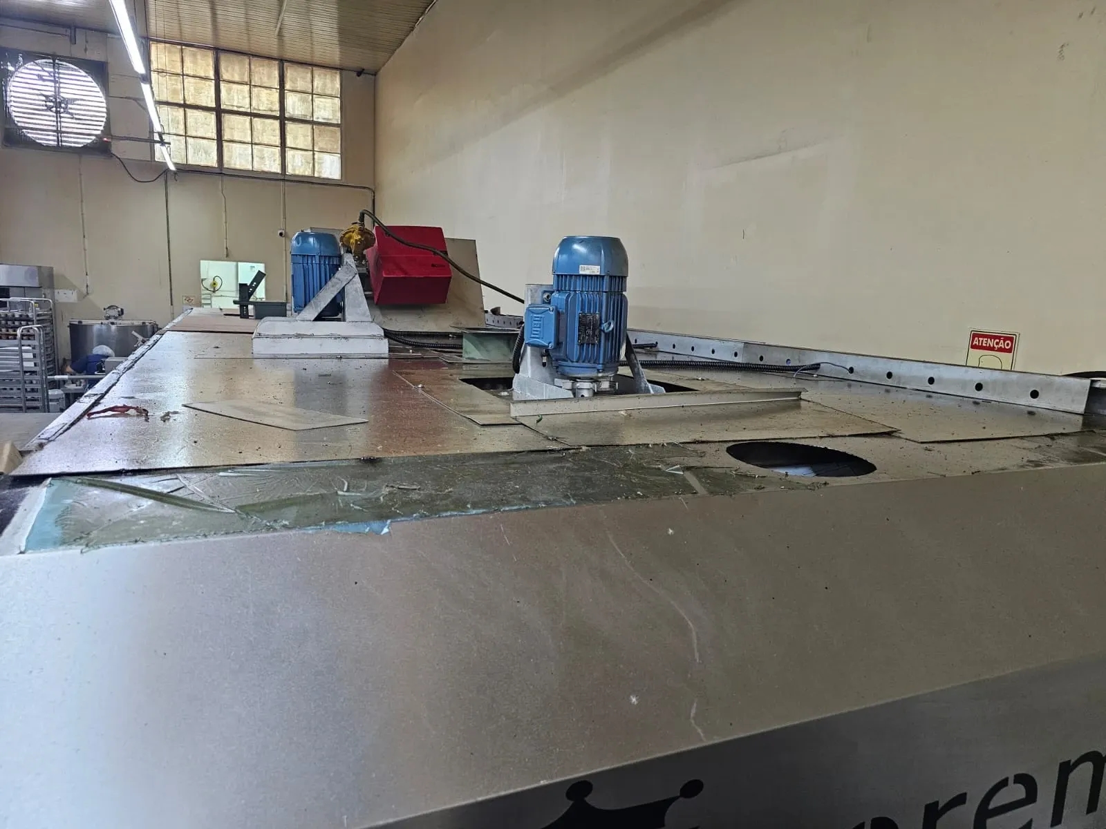 forno-continuo-tunel-de-esteira-com-queimador-a-gas-supremax