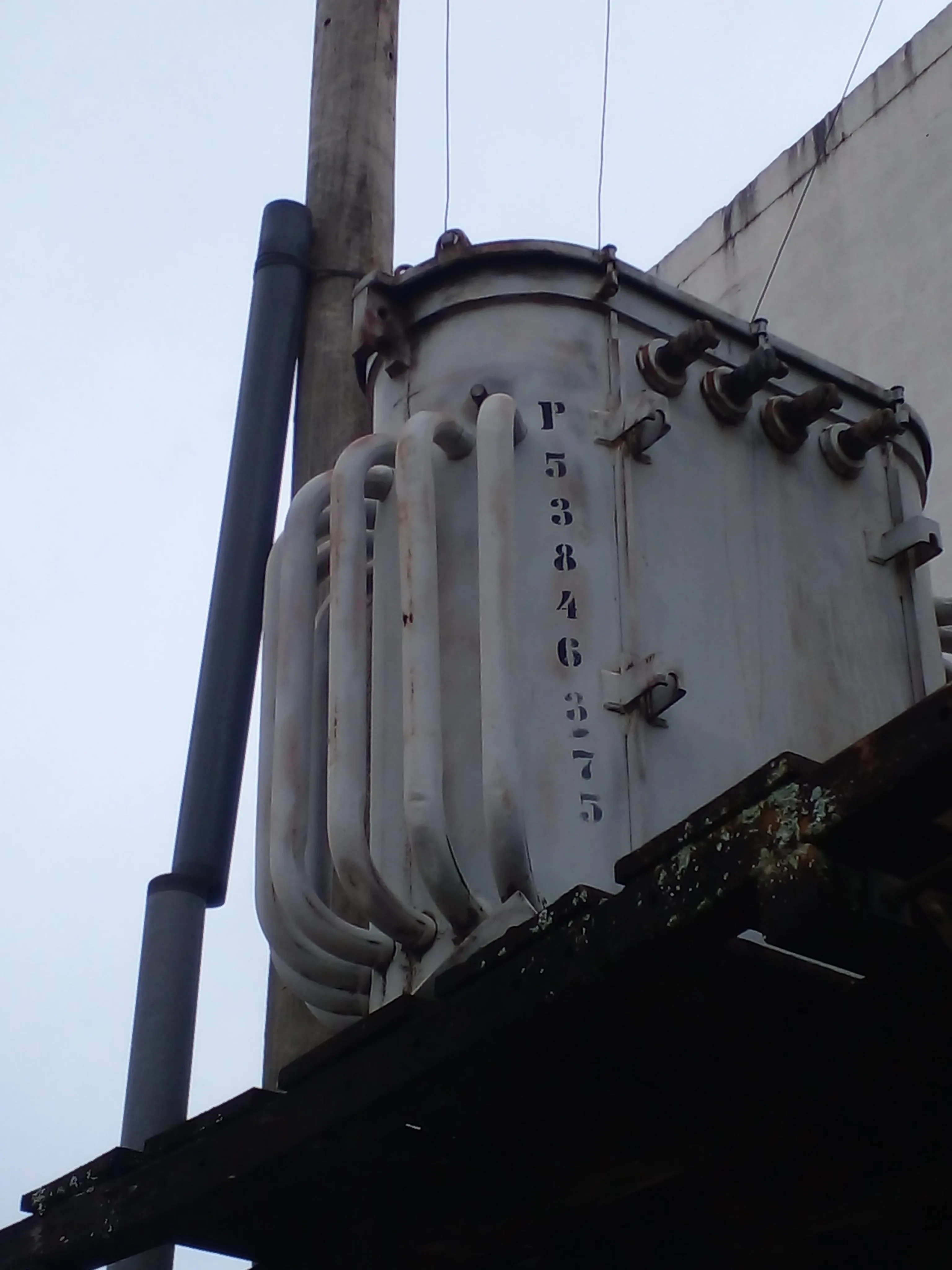 transformador-alta-tensao-trifasico-75-kva