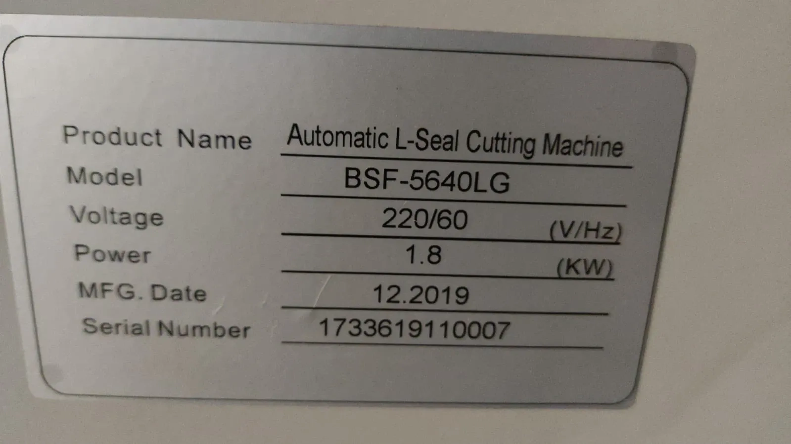 seladora-automatica-em-l-shrink-marca-tecfag