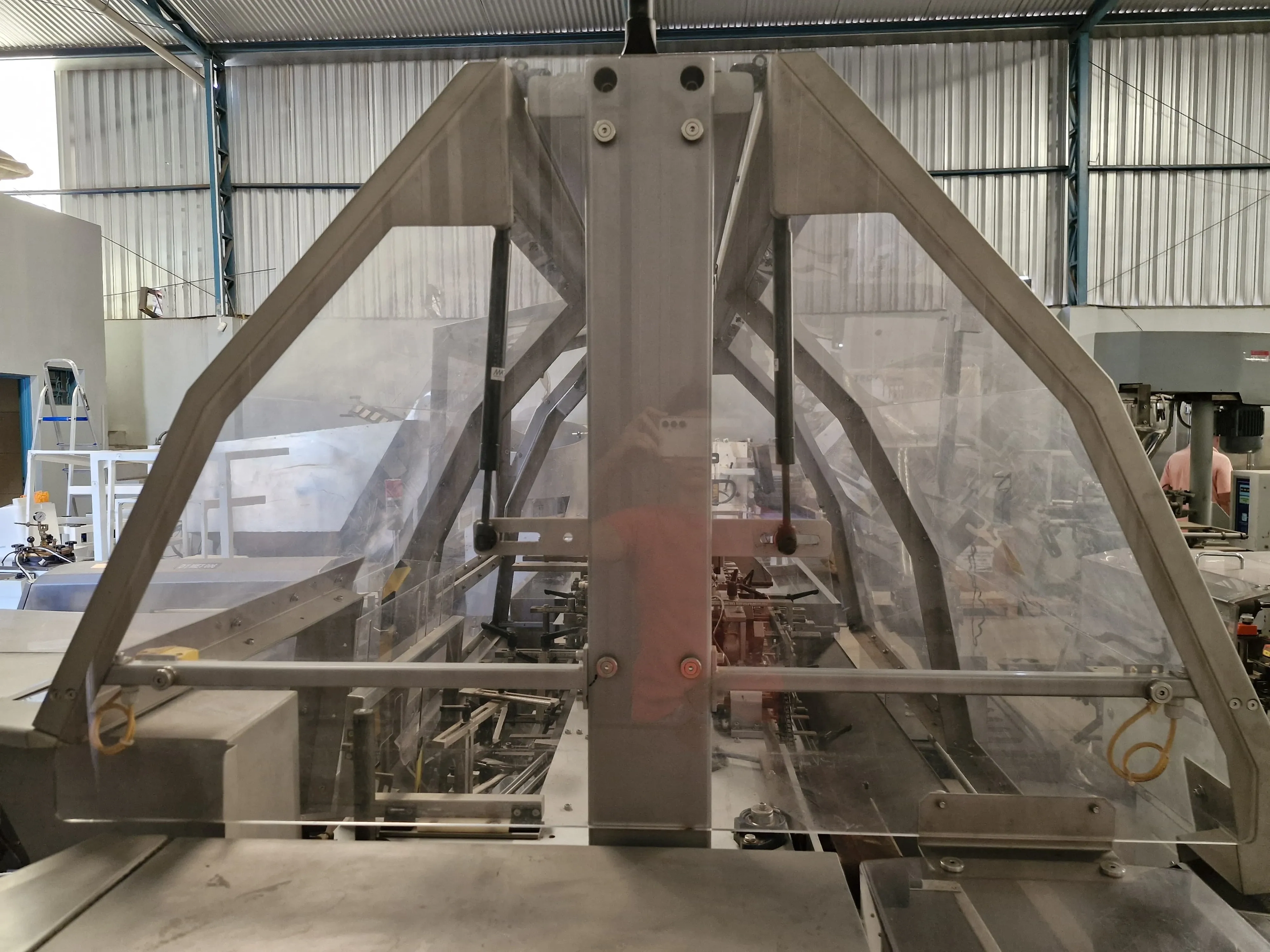 encartuchadeira-vertical-continua-marca-fabrima