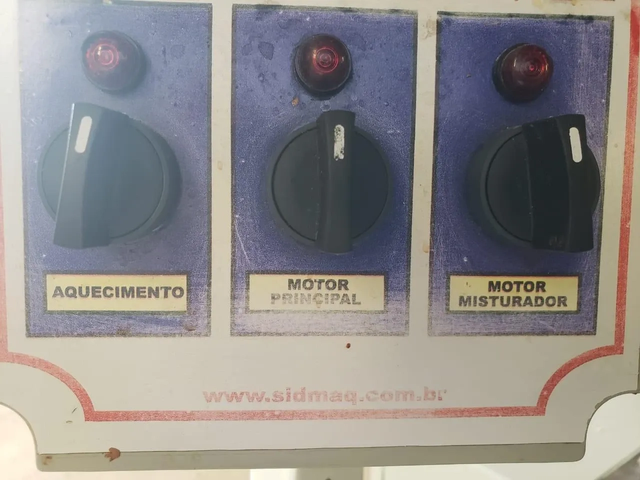 dosadora-para-chocolate-semi-automatica-com-6-bicos-marca-sidmaq