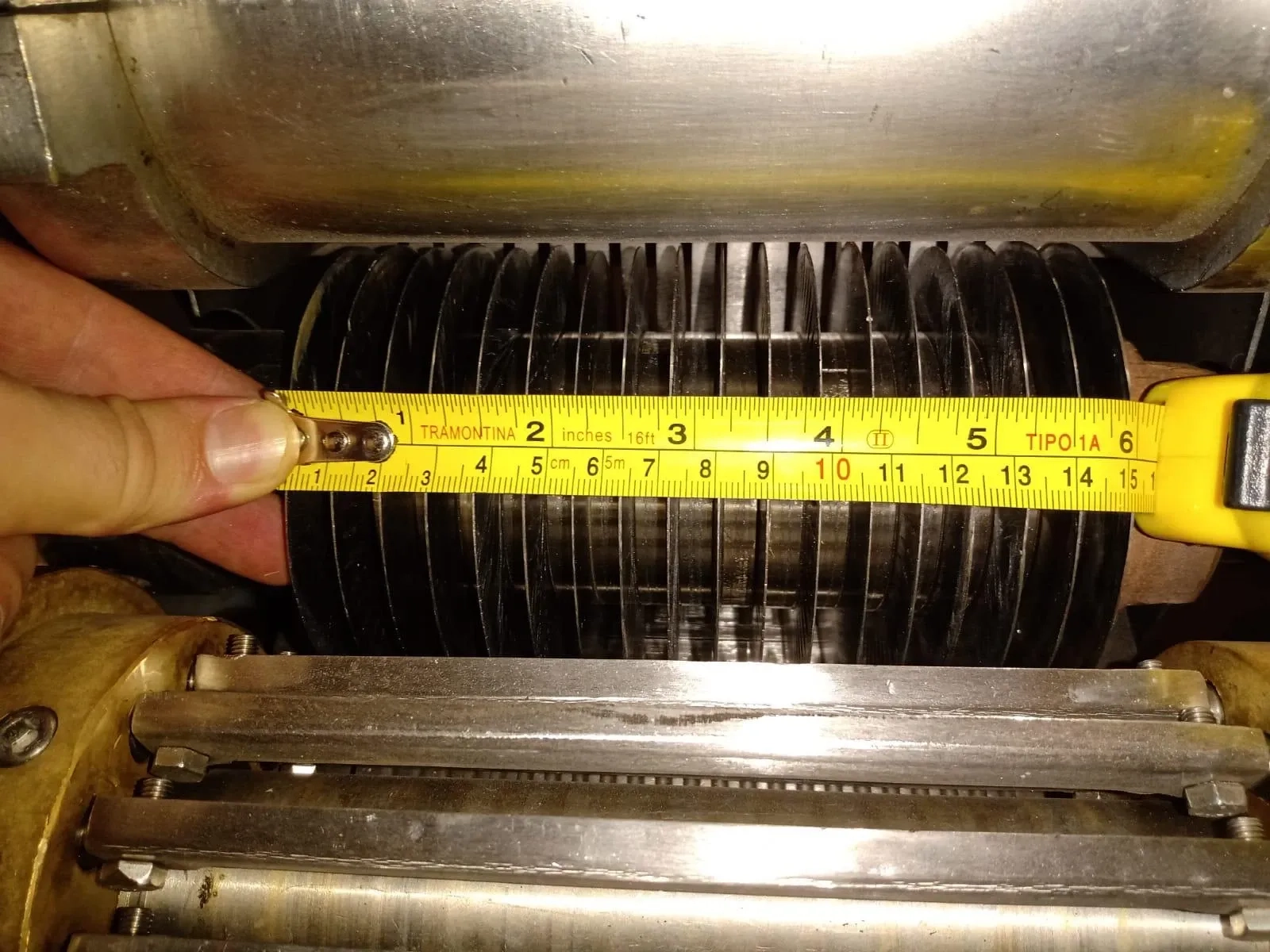 cubetadeira-industrial-de-frutas-marca-bertuzzi