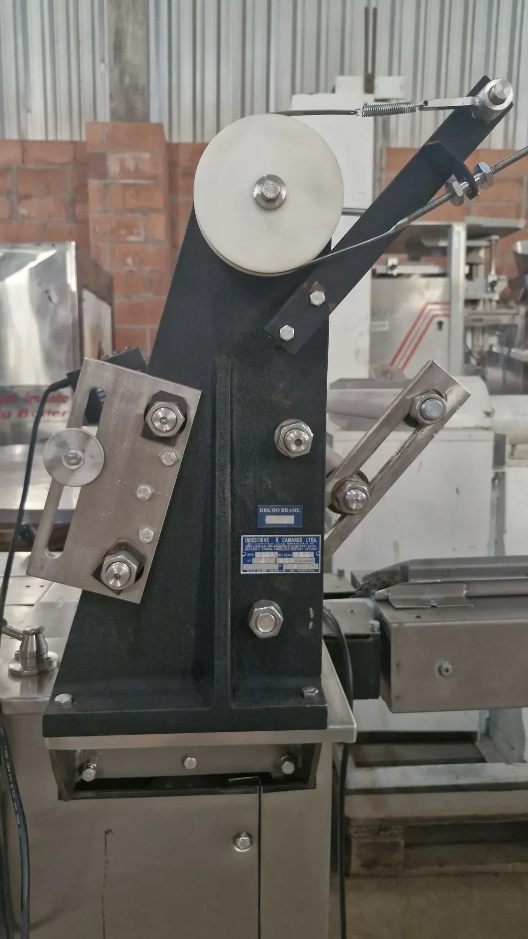embalad-flow-pack-marca-r-camargo-modelo-mega-pack-II