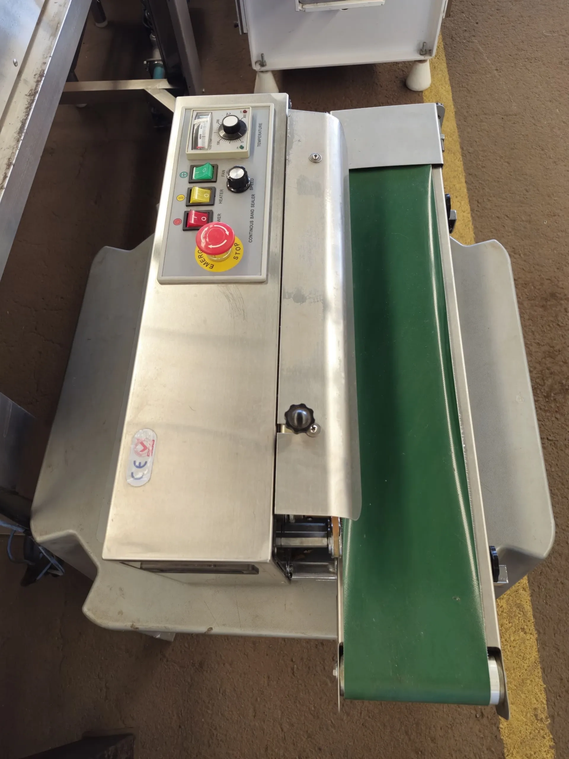 seladora-bancada-horizont-autom-inox