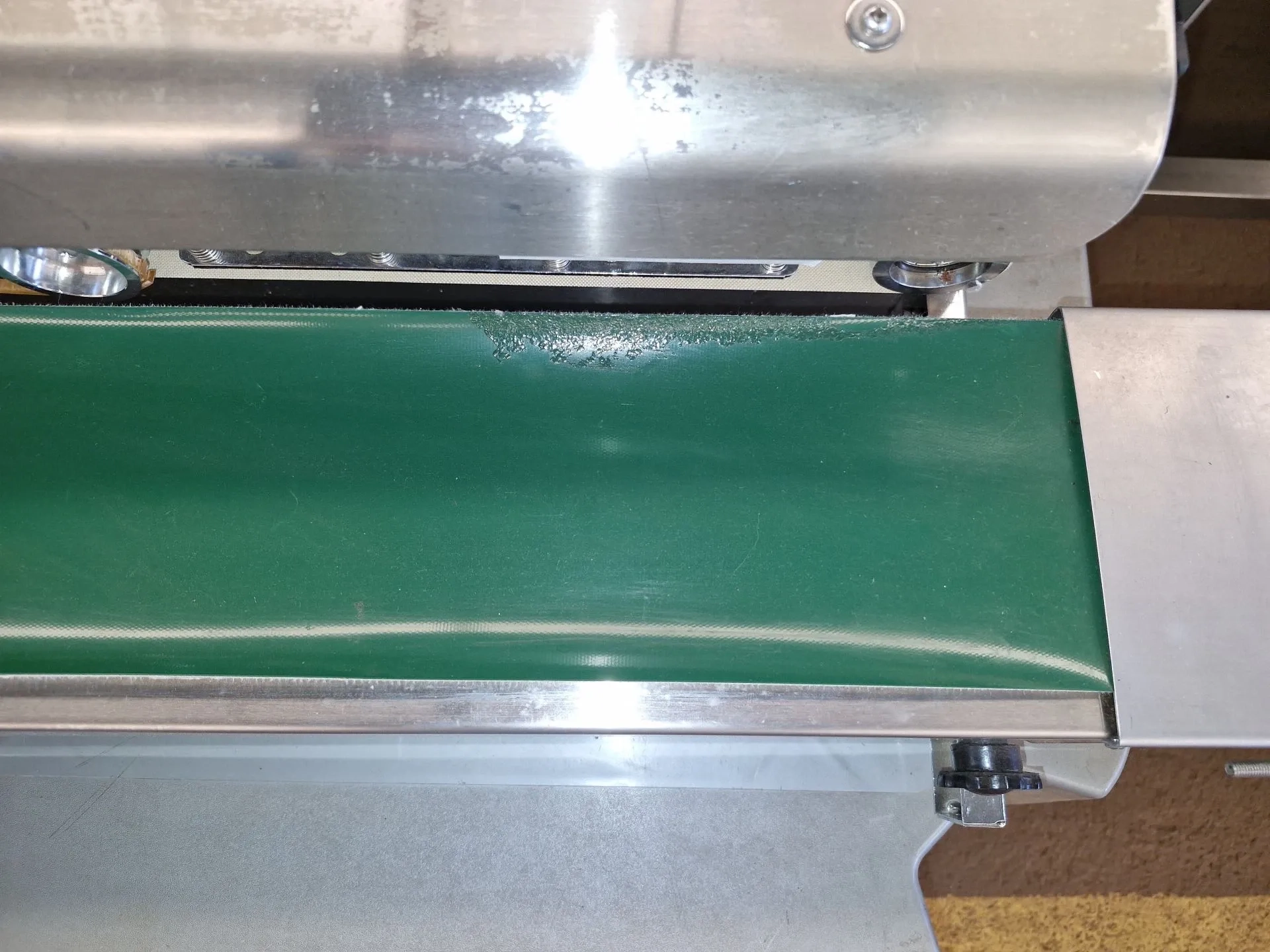 seladora-bancada-horizont-autom-inox