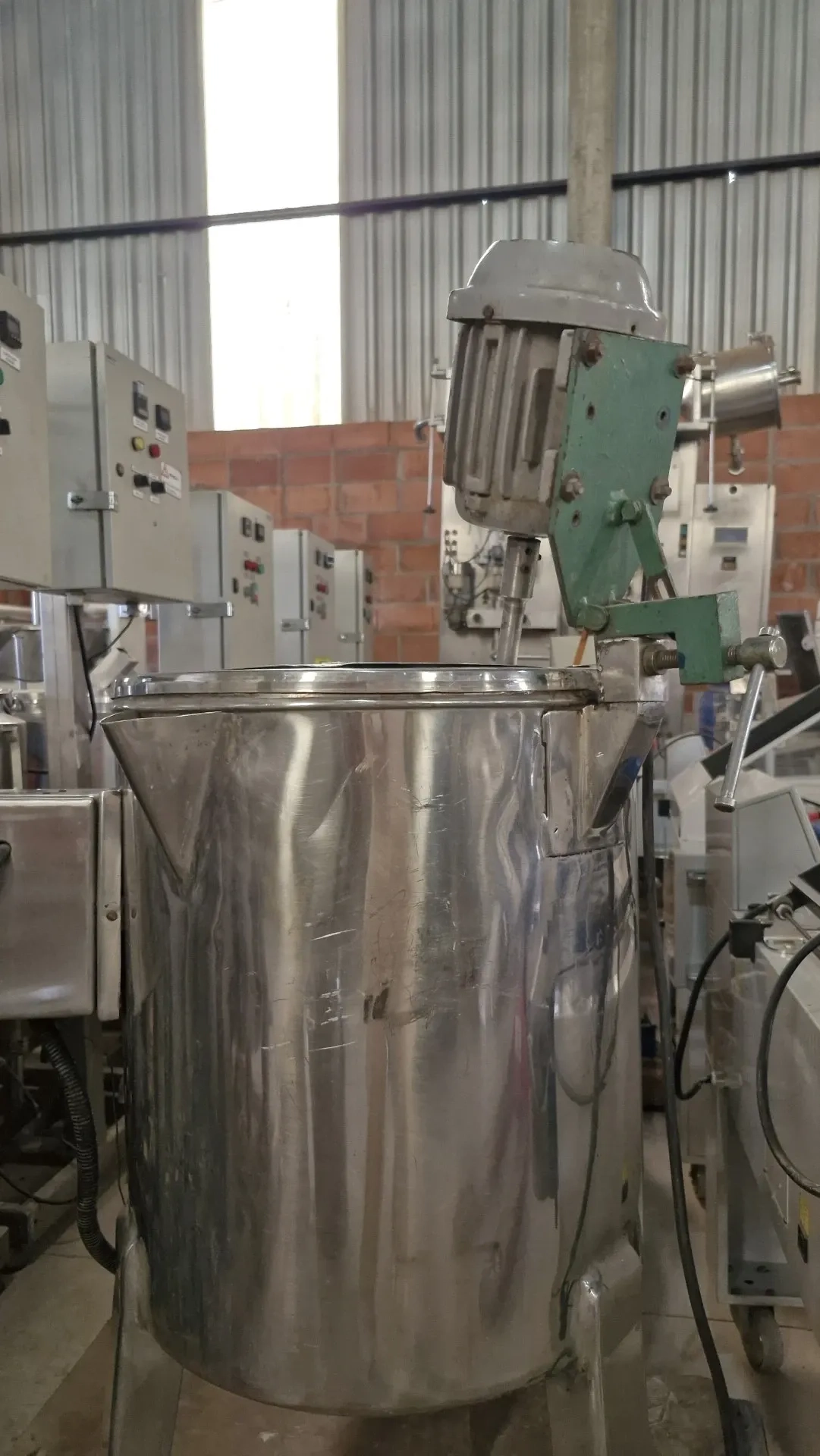 tanque-misturador-encamisado-em-aco-inox