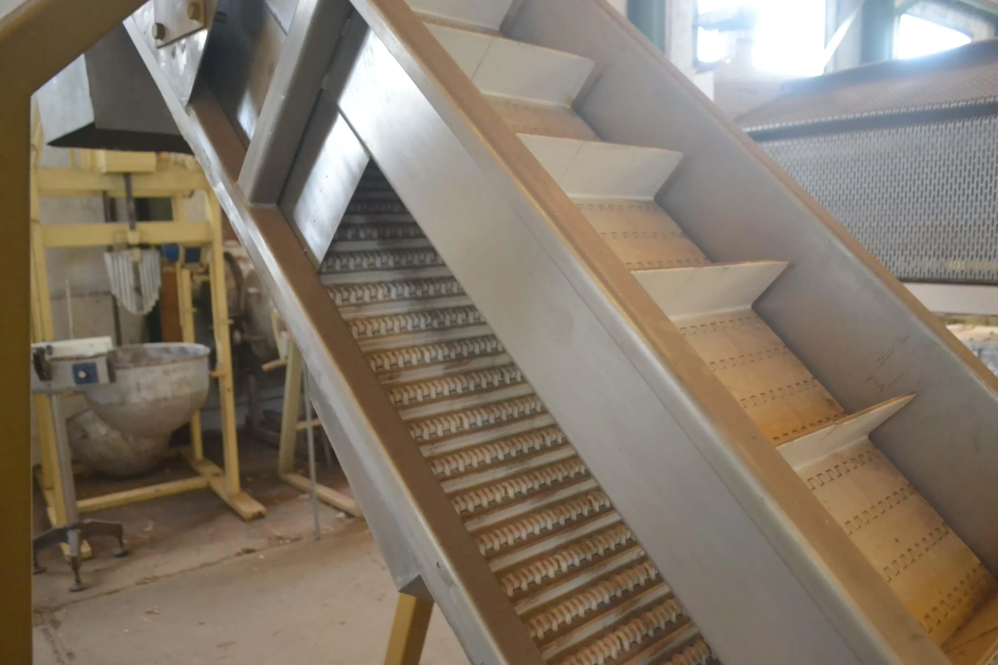 esteira-elevatoria-500-x-3000-mm