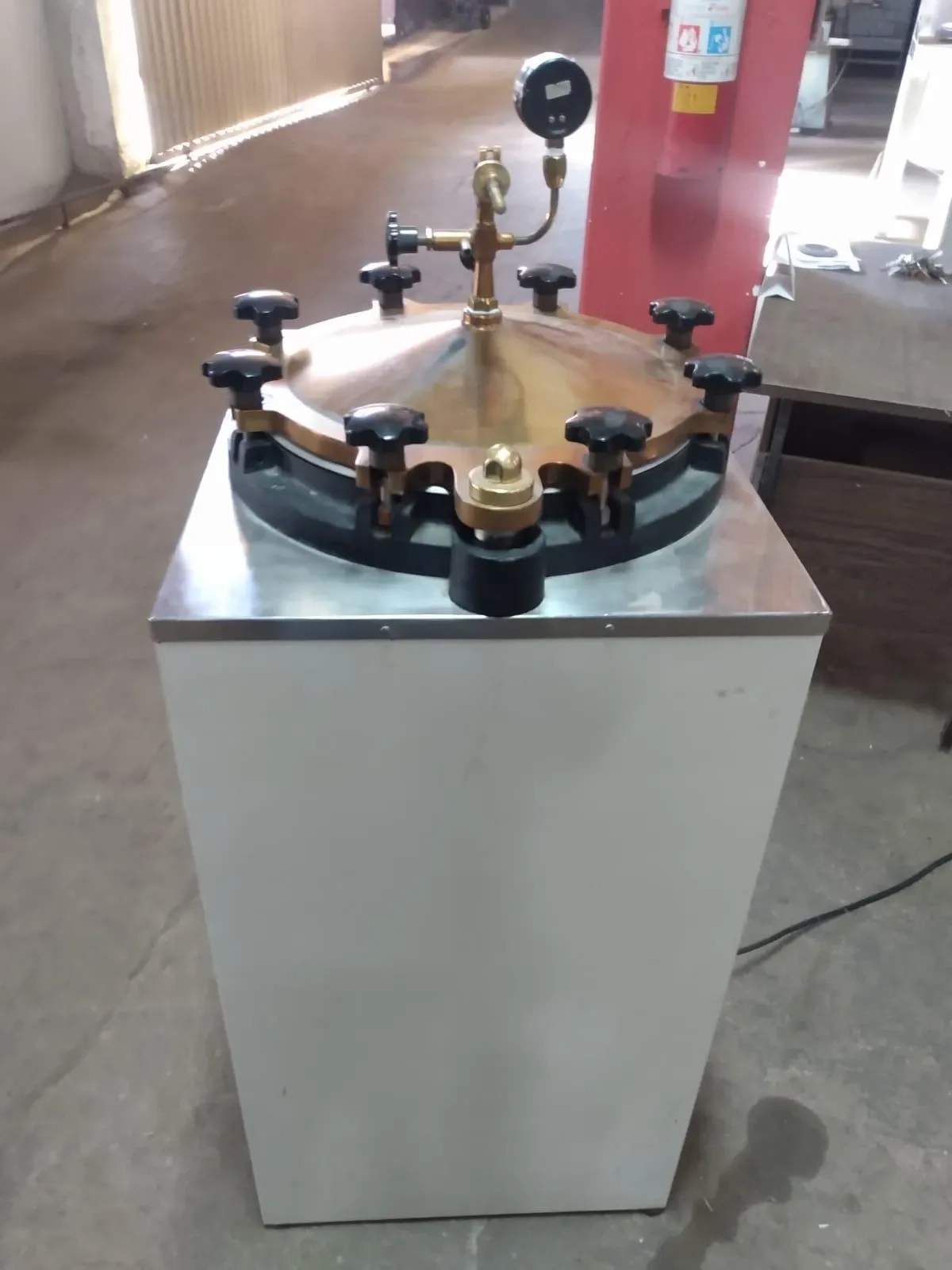 autoclave-vertical-phoenix-capacidade-100-litros