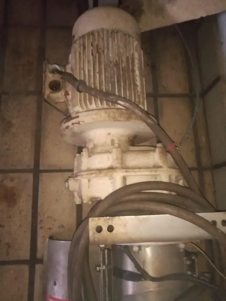 rosca-transportadora-em-aco-inox-6-metros-de-comprimento