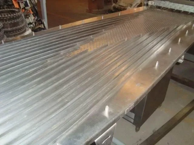 linha-de-waffer-marca-haas