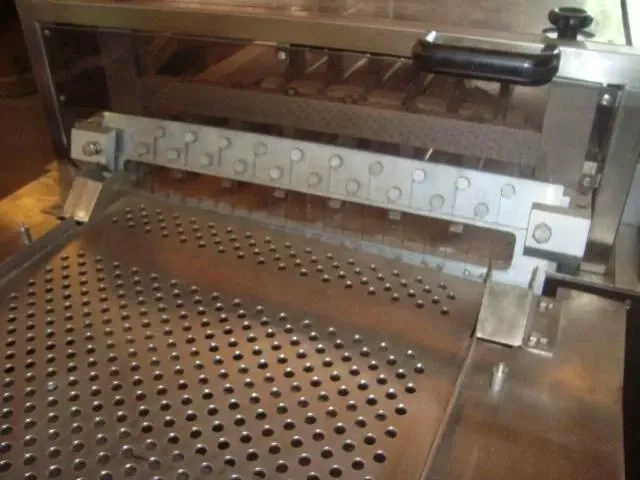 linha-de-waffer-marca-haas