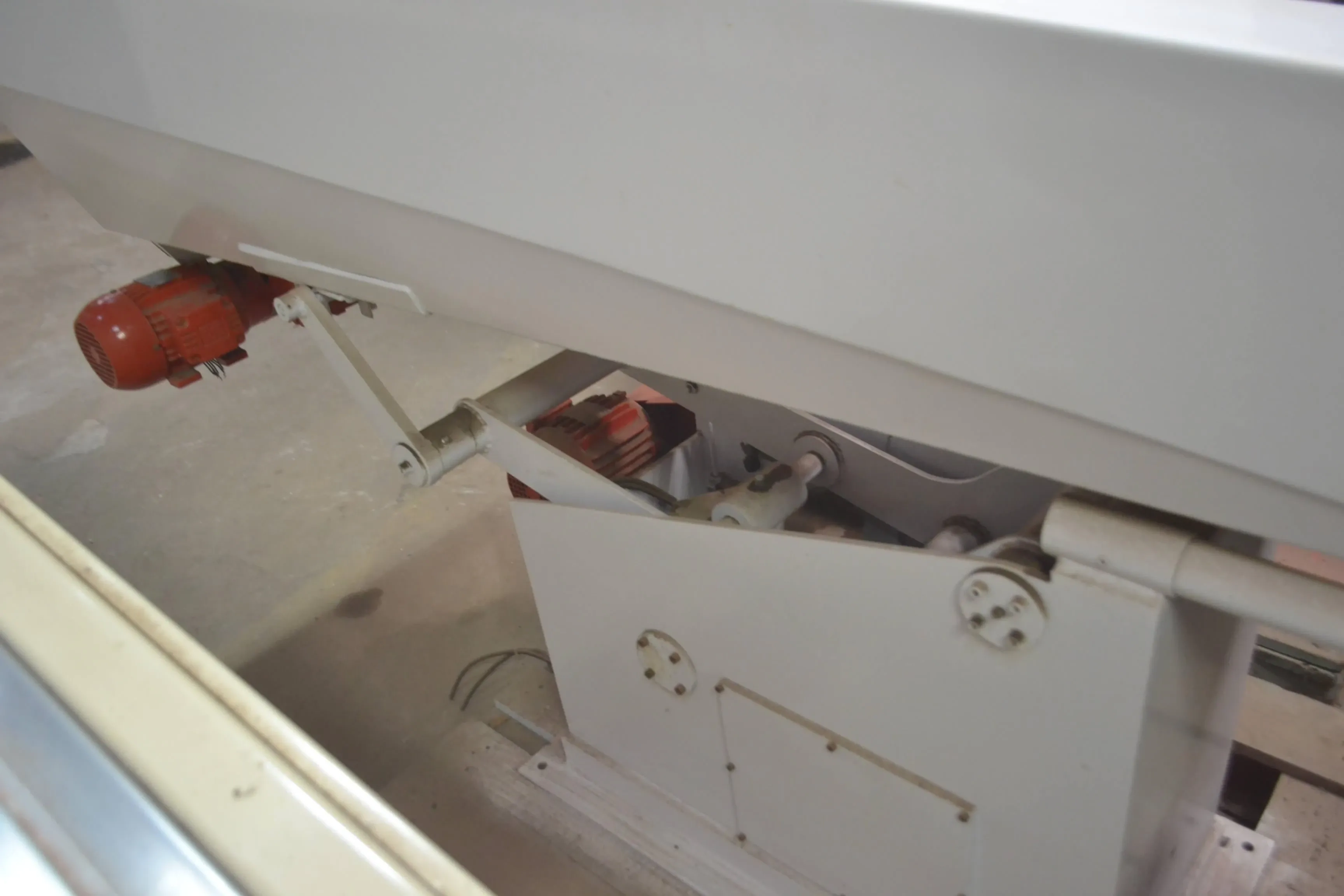 bastonadeira-balas-500-kg-hora-marca-hansella-verk