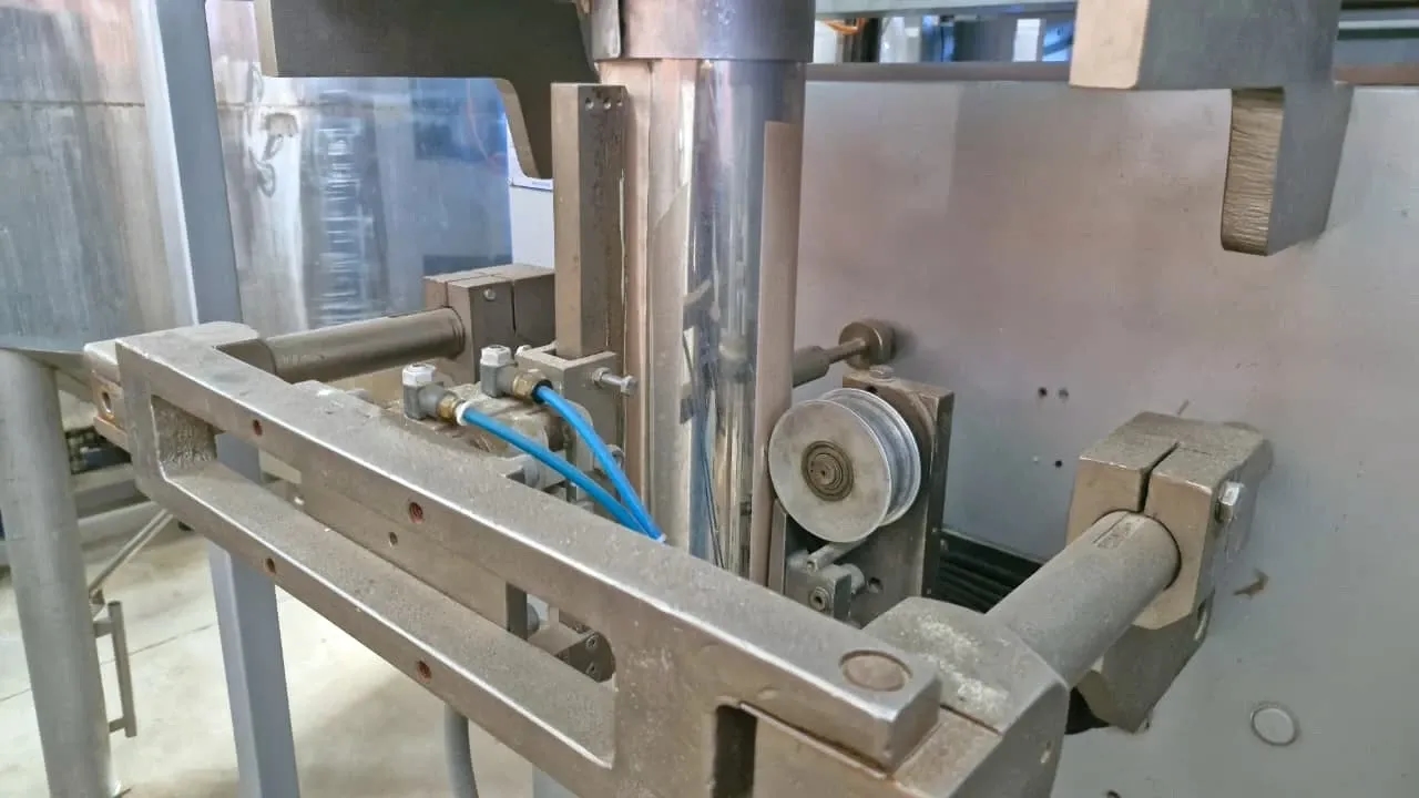 embaladora-vertical-3-soldas-almofada-marca-fabrima