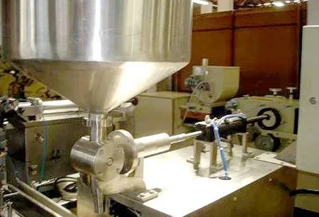 dosadora-de-pastosos-automatica-marca-incal