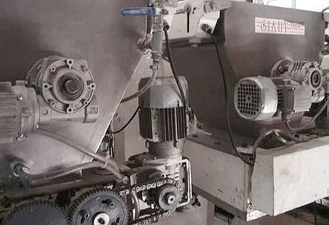 dosador-de-chocolate-32-bicos-siaht