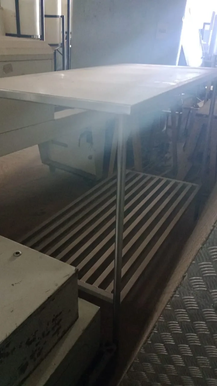 mesa-aco-Inox-800-x-1600-mm-2023