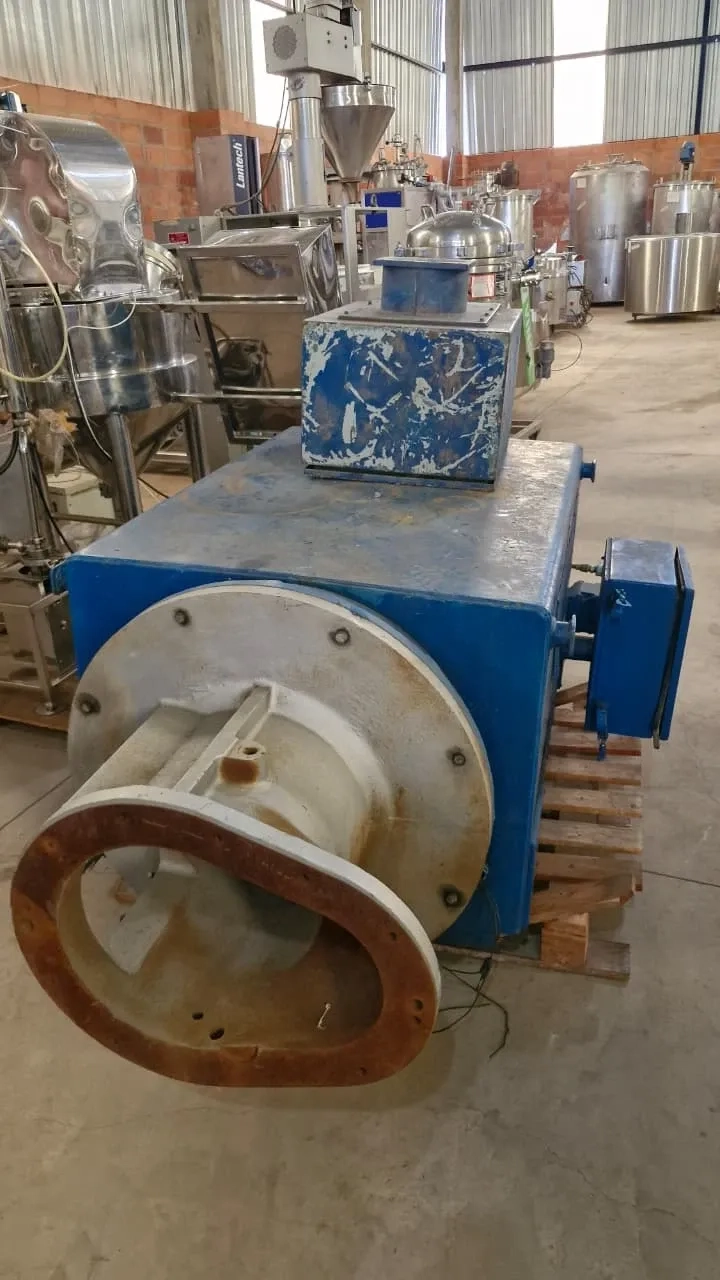 motor-de-inducao-marca-gevisa-700-cv