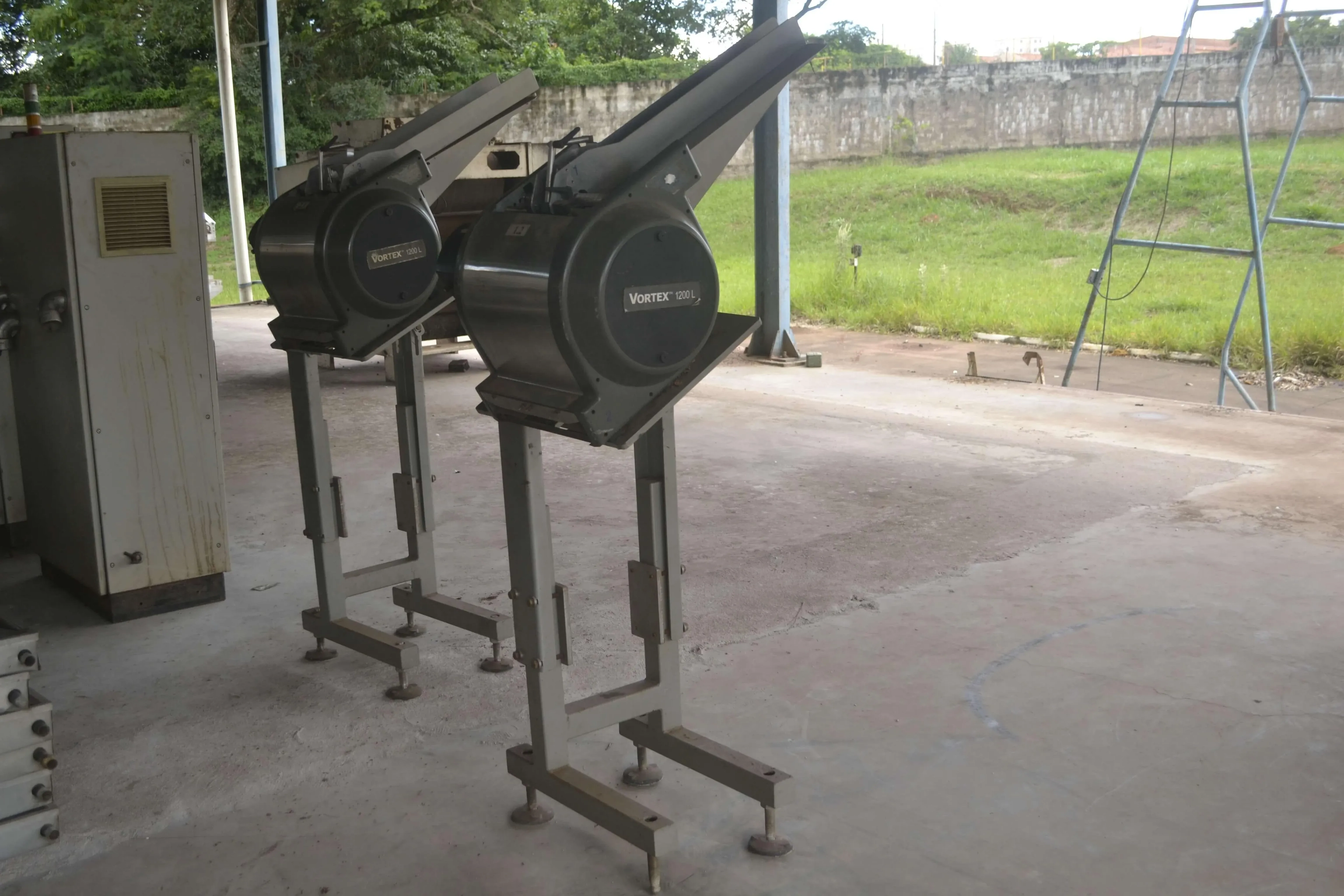 alimentador-para-flow-pack-marca-masipack-modelo-vortex-1200-l